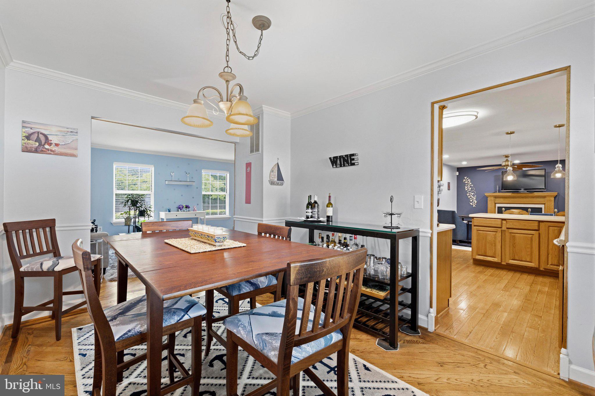 ELMHURST - Residential