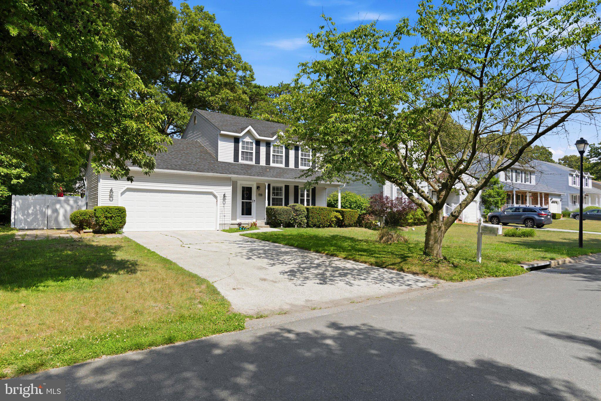 ELMHURST - Residential