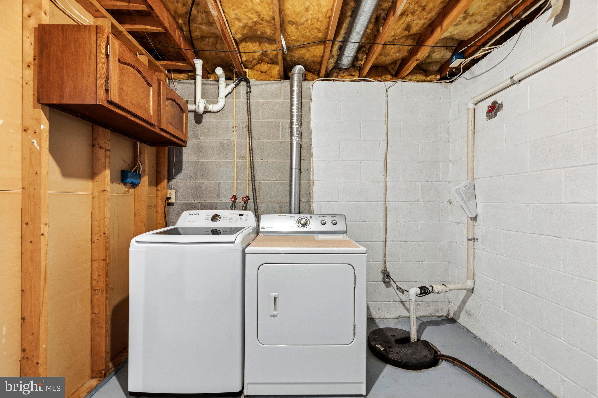 ELMHURST - Residential