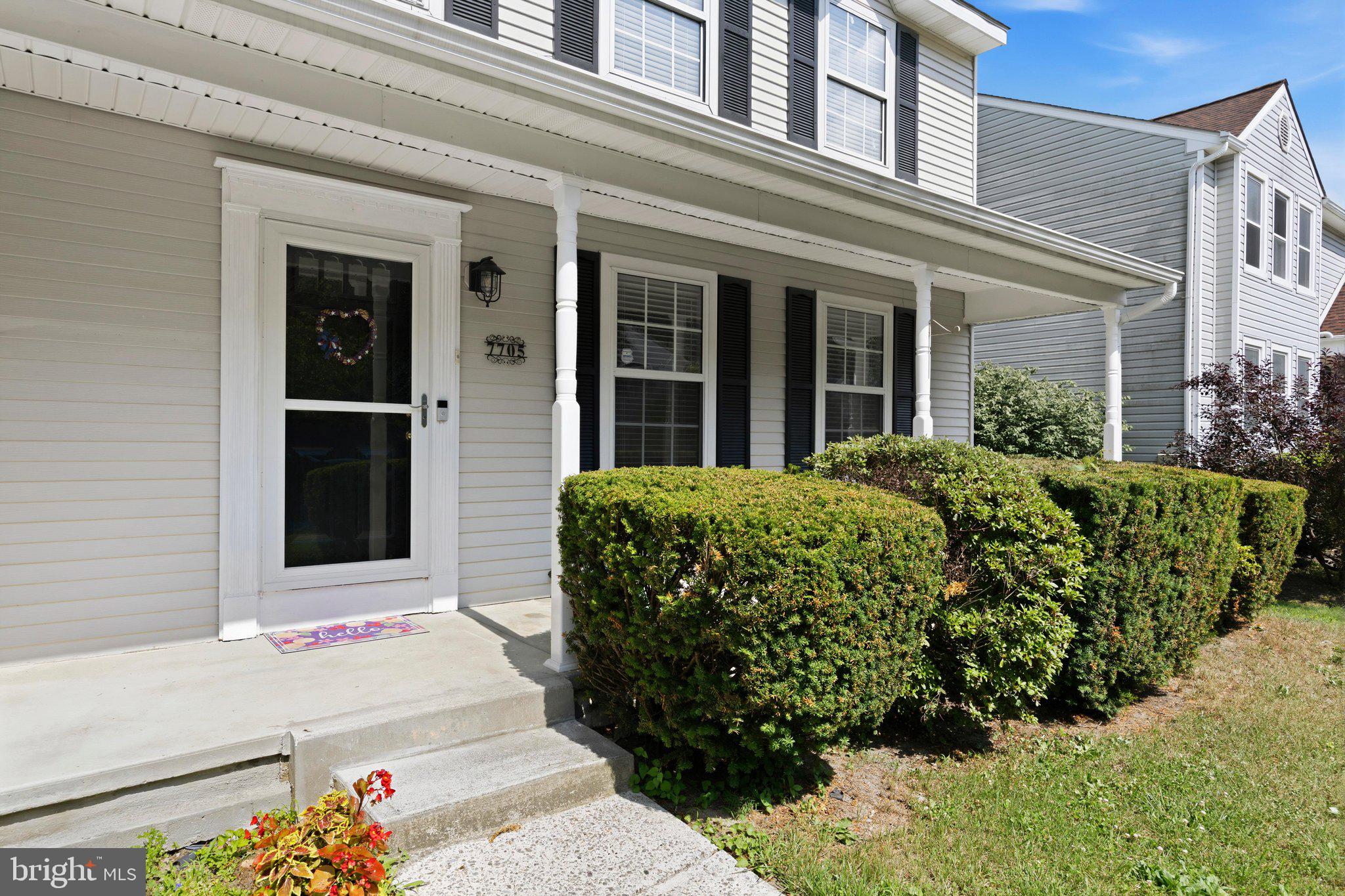 ELMHURST - Residential