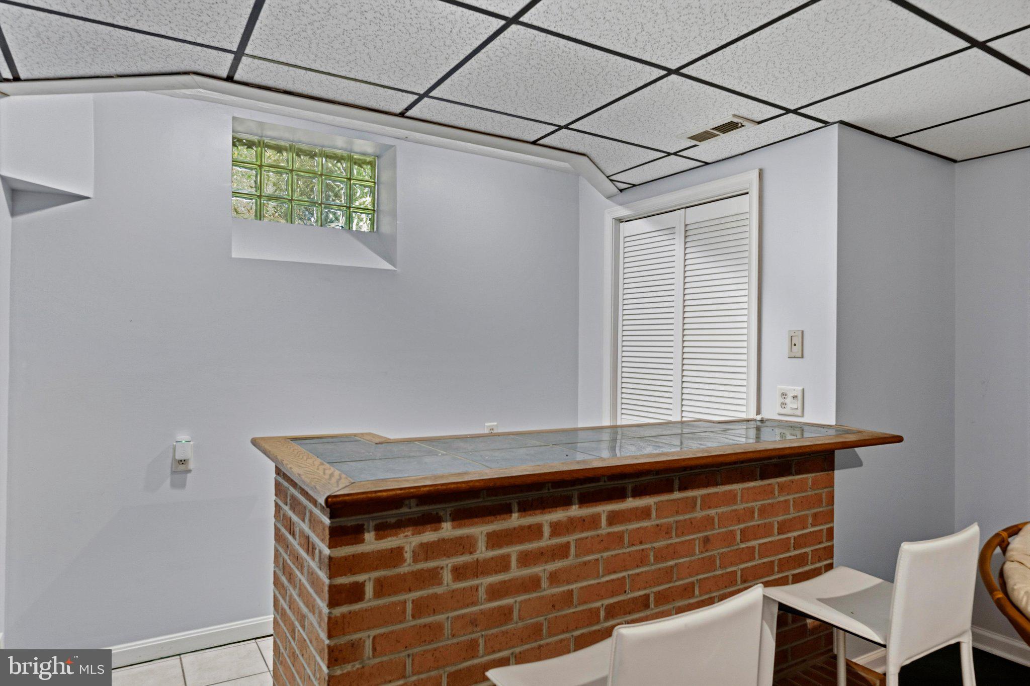 ELMHURST - Residential