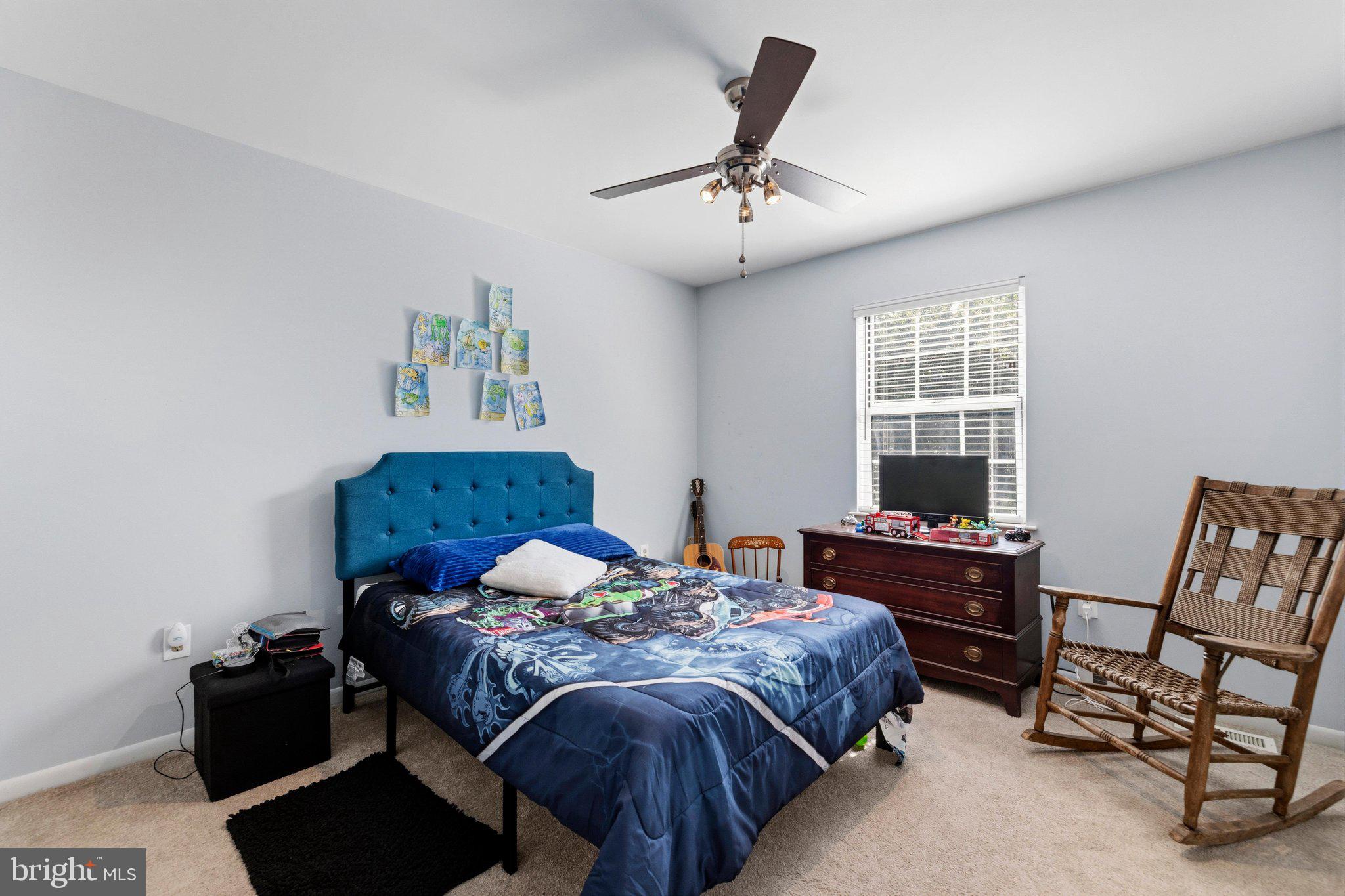 ELMHURST - Residential