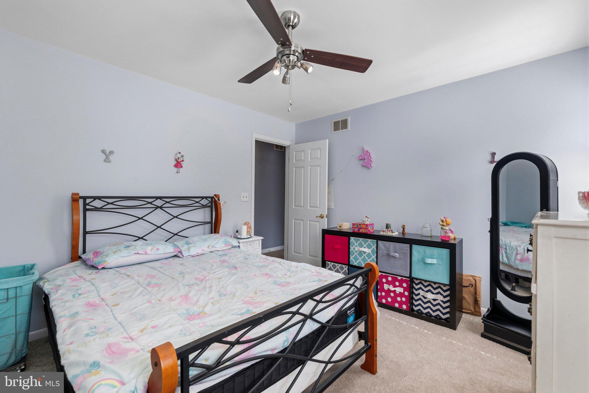 ELMHURST - Residential