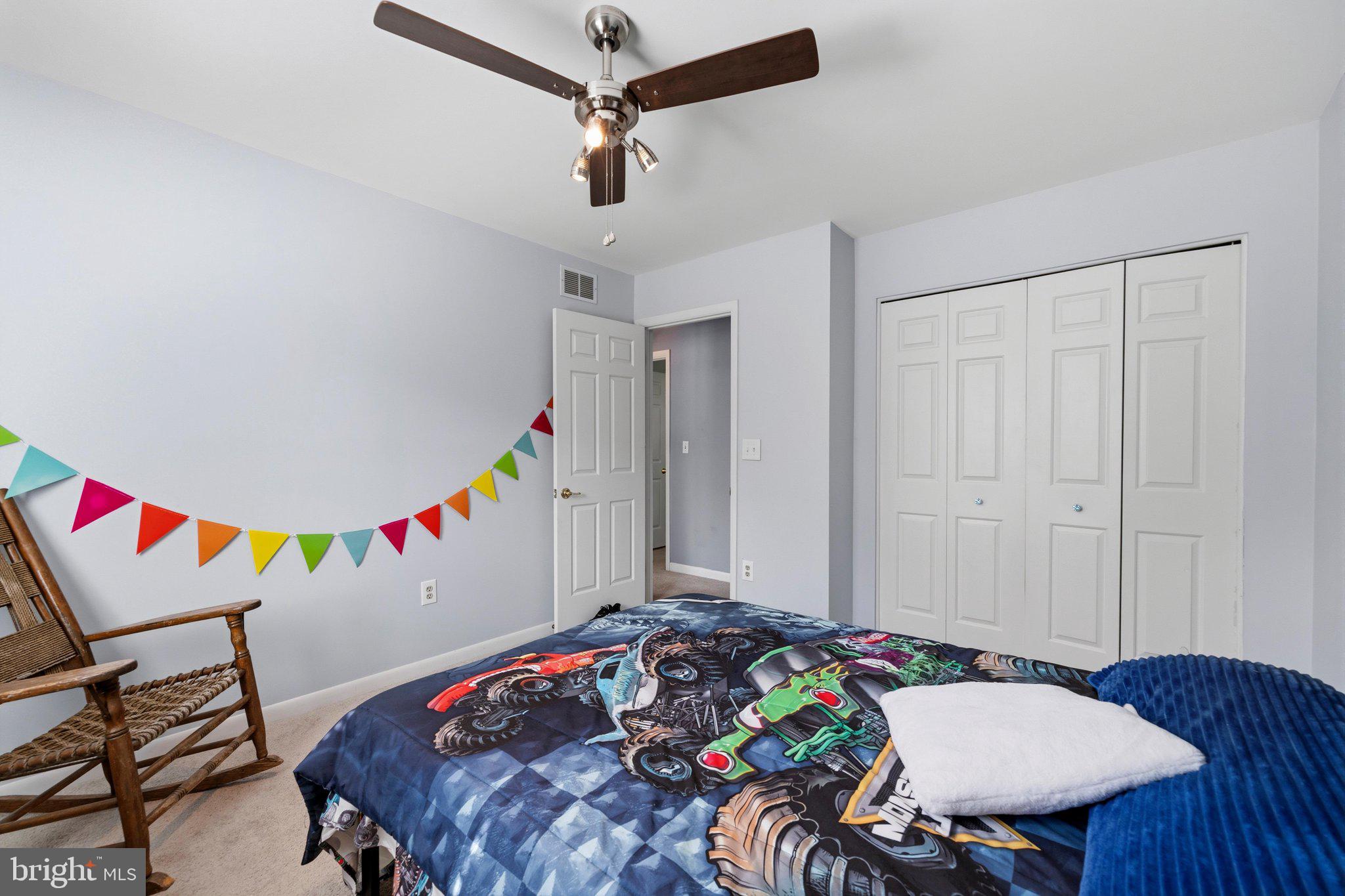 ELMHURST - Residential