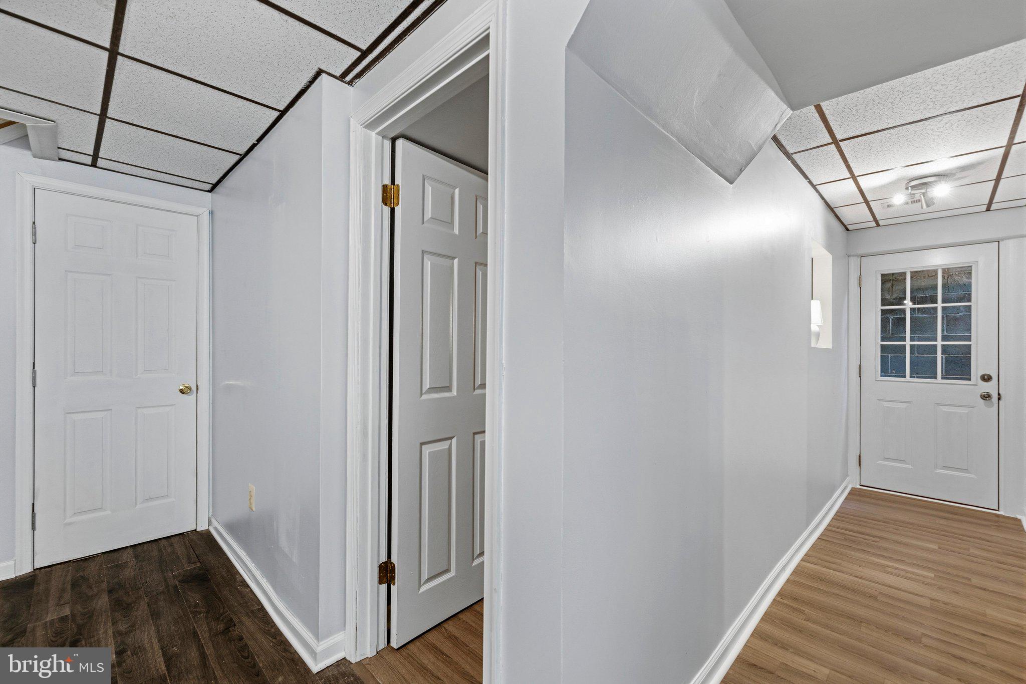 ELMHURST - Residential