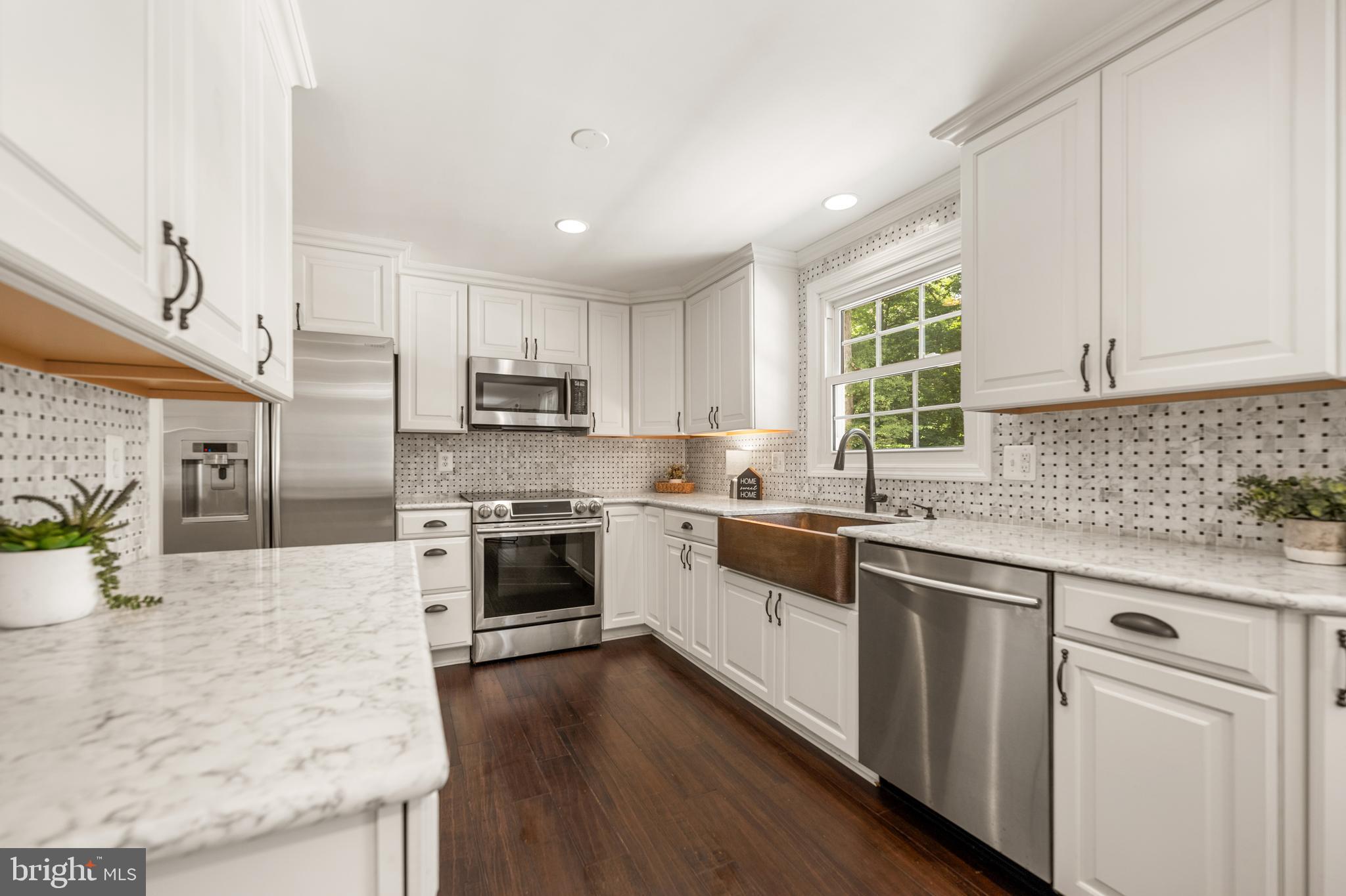 NEWINGTON FOREST - Residential