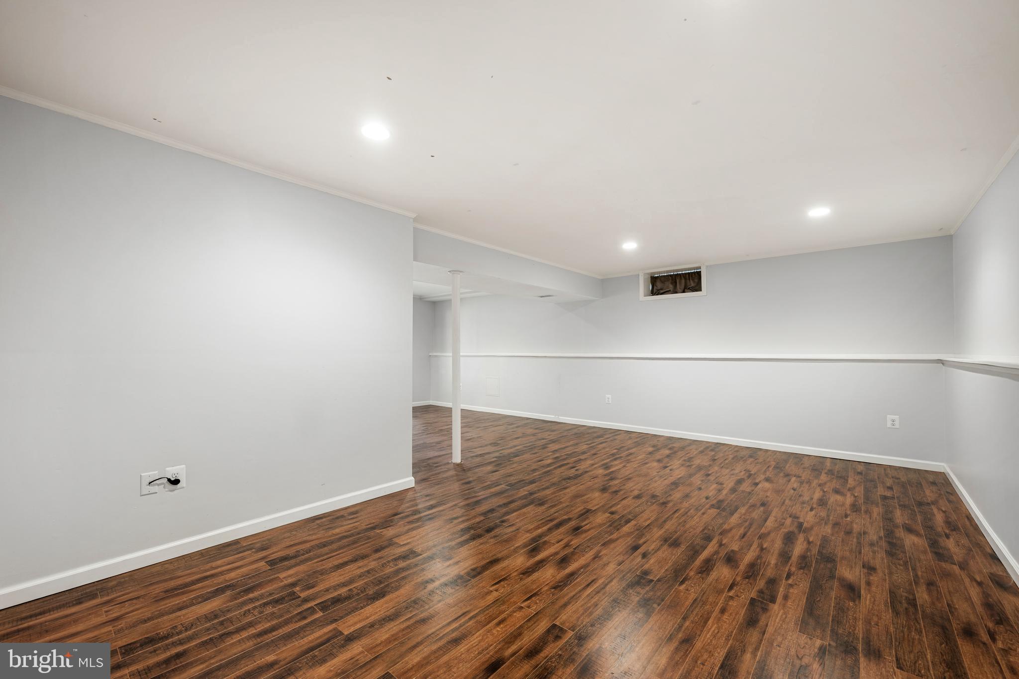 NEWINGTON FOREST - Residential