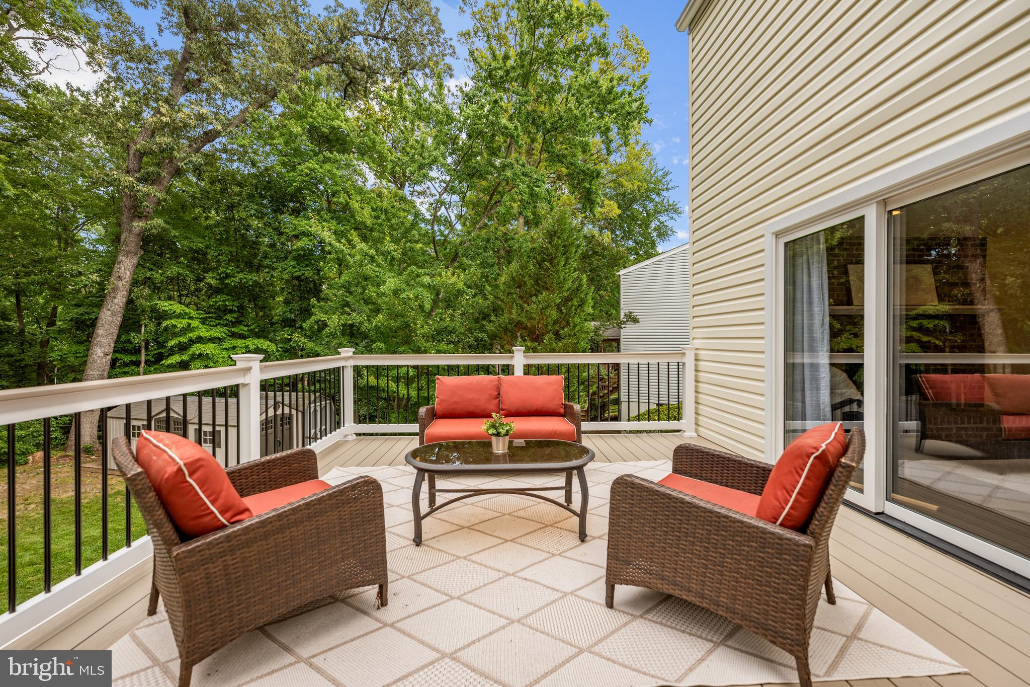 NEWINGTON FOREST - Residential