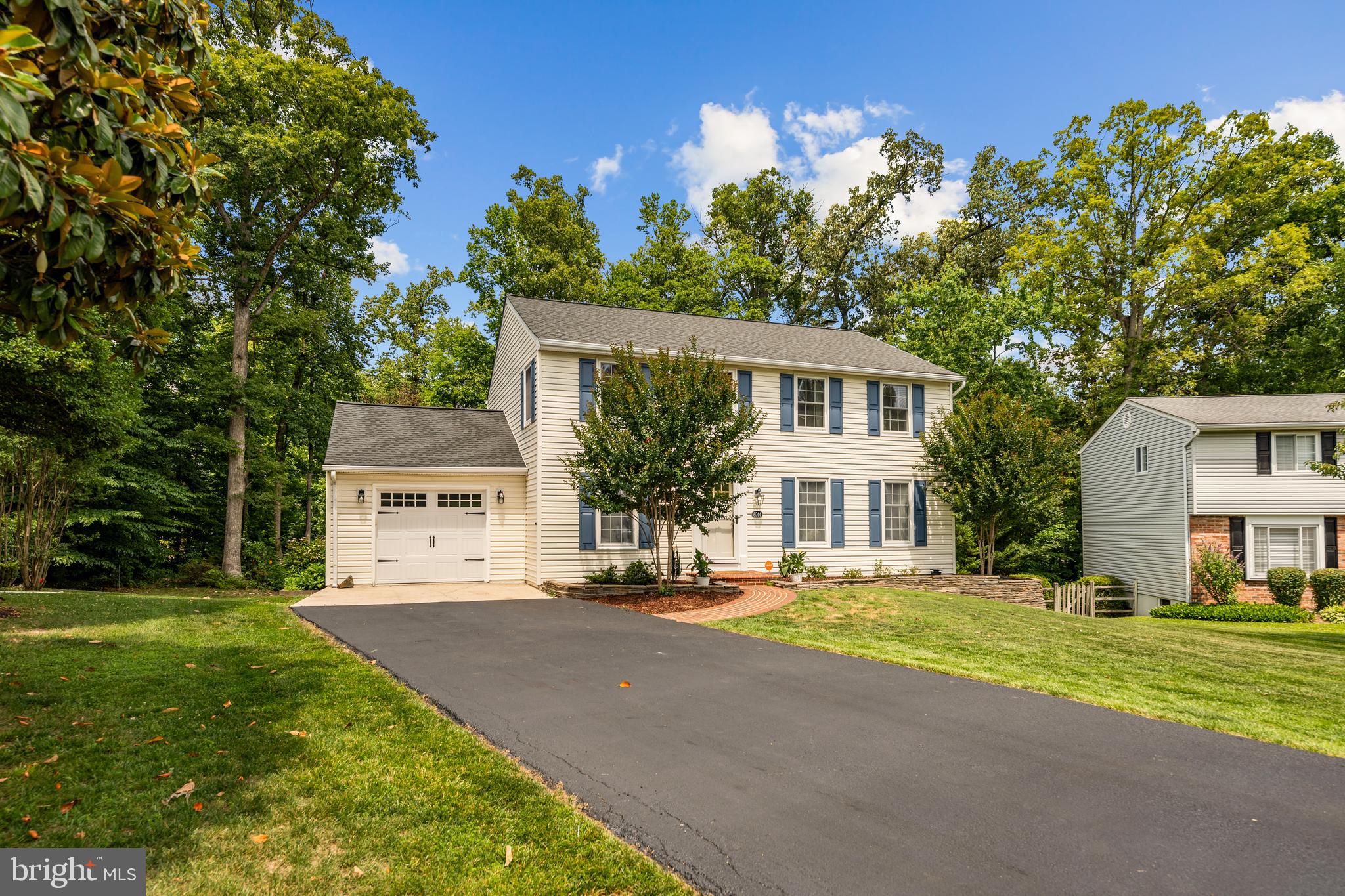 NEWINGTON FOREST - Residential