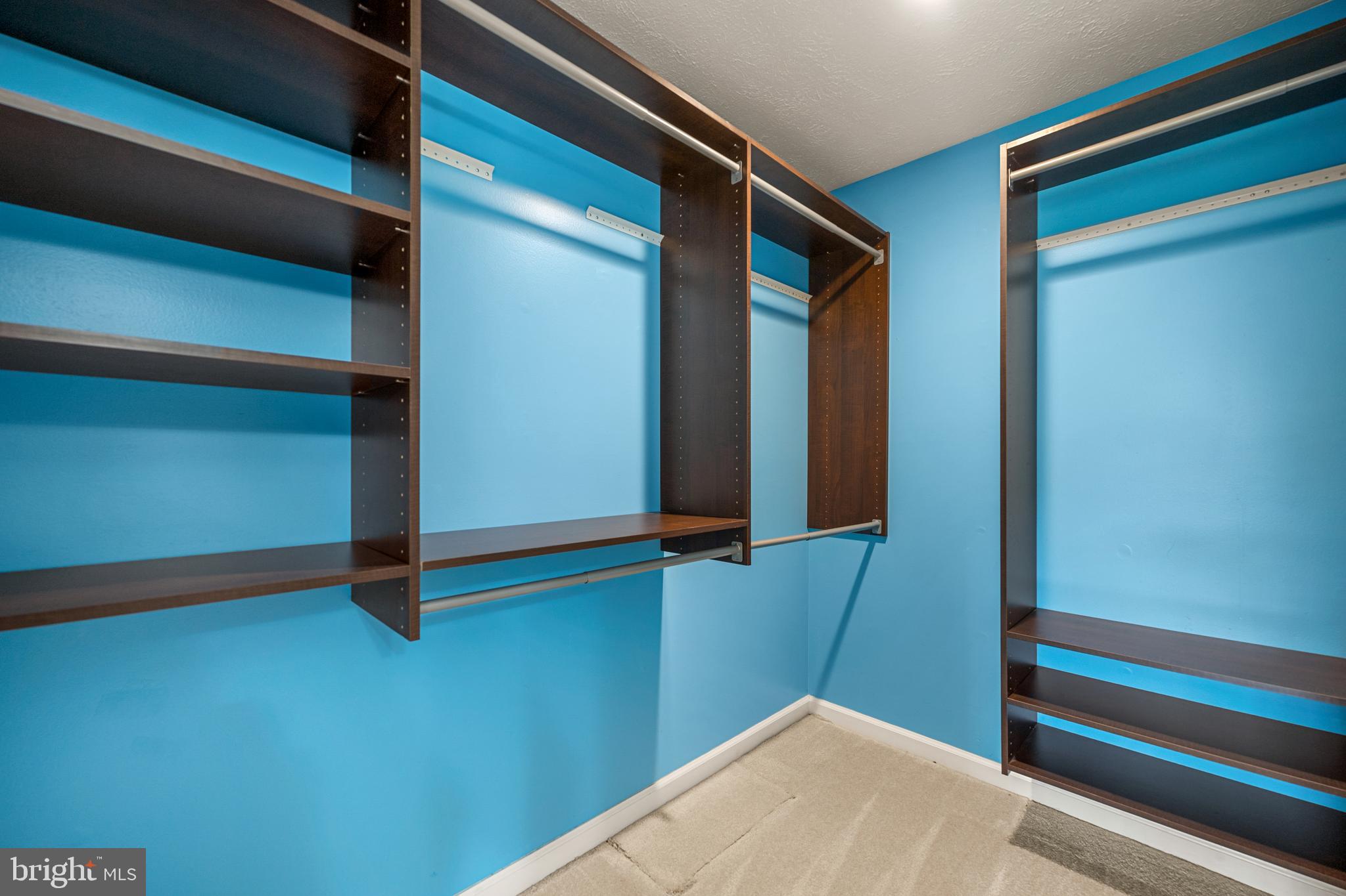 NEWINGTON FOREST - Residential