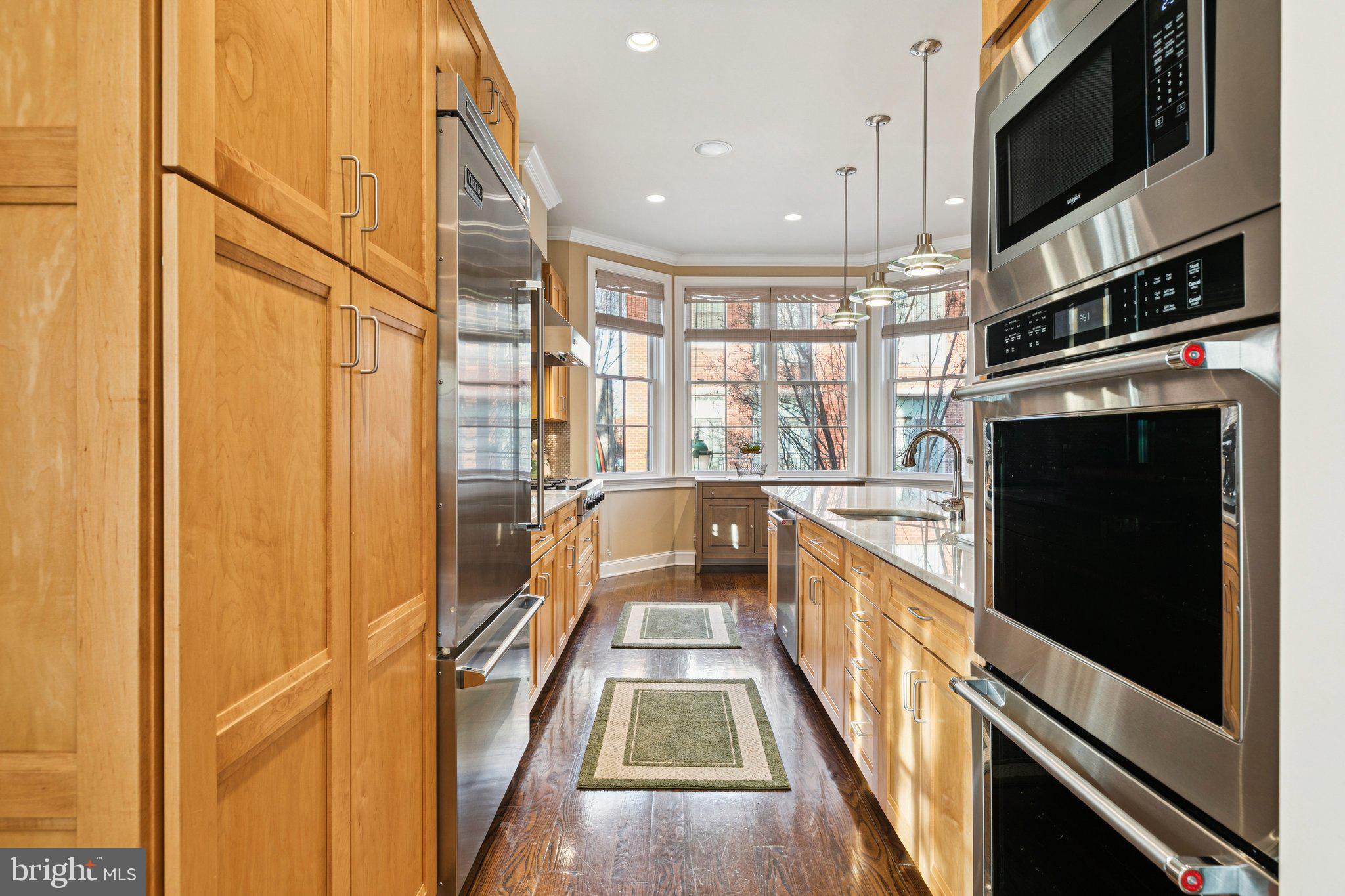 FAIRMOUNT - Residential