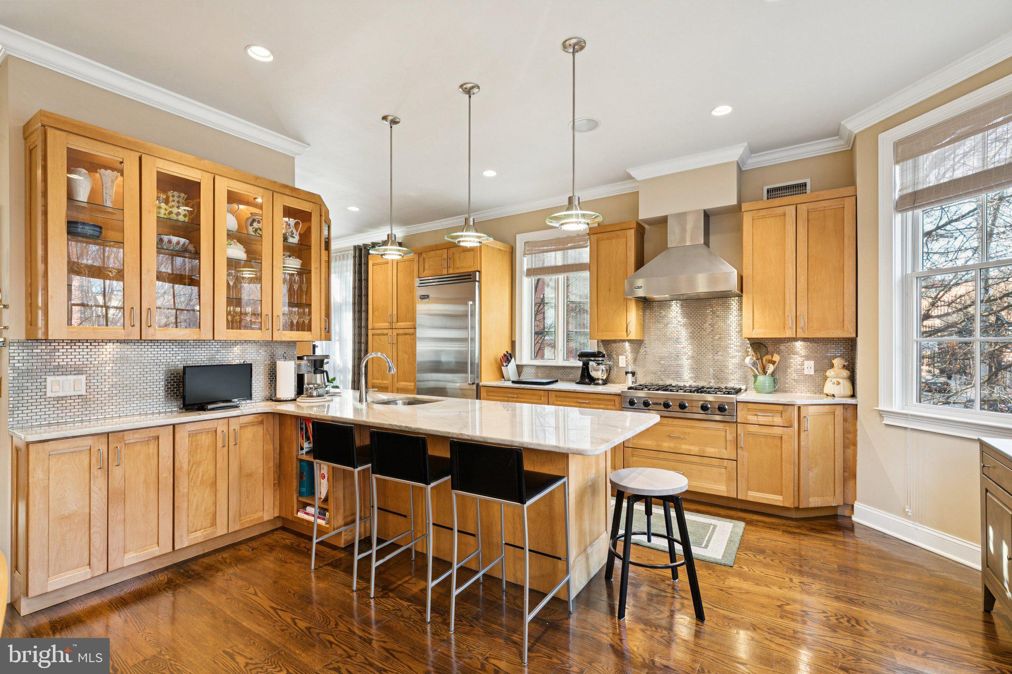 FAIRMOUNT - Residential