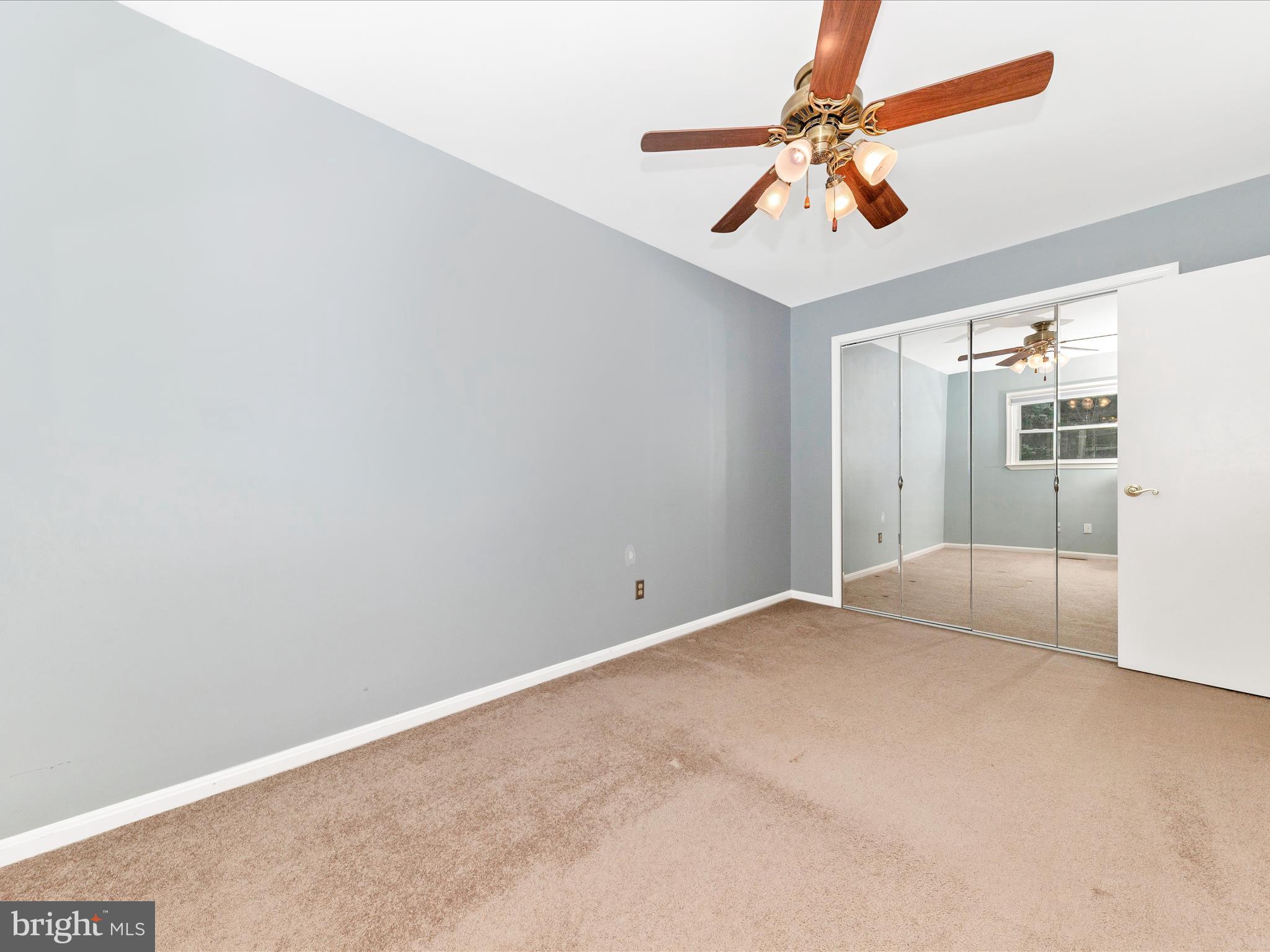 FRIENDLY ACRES - Residential