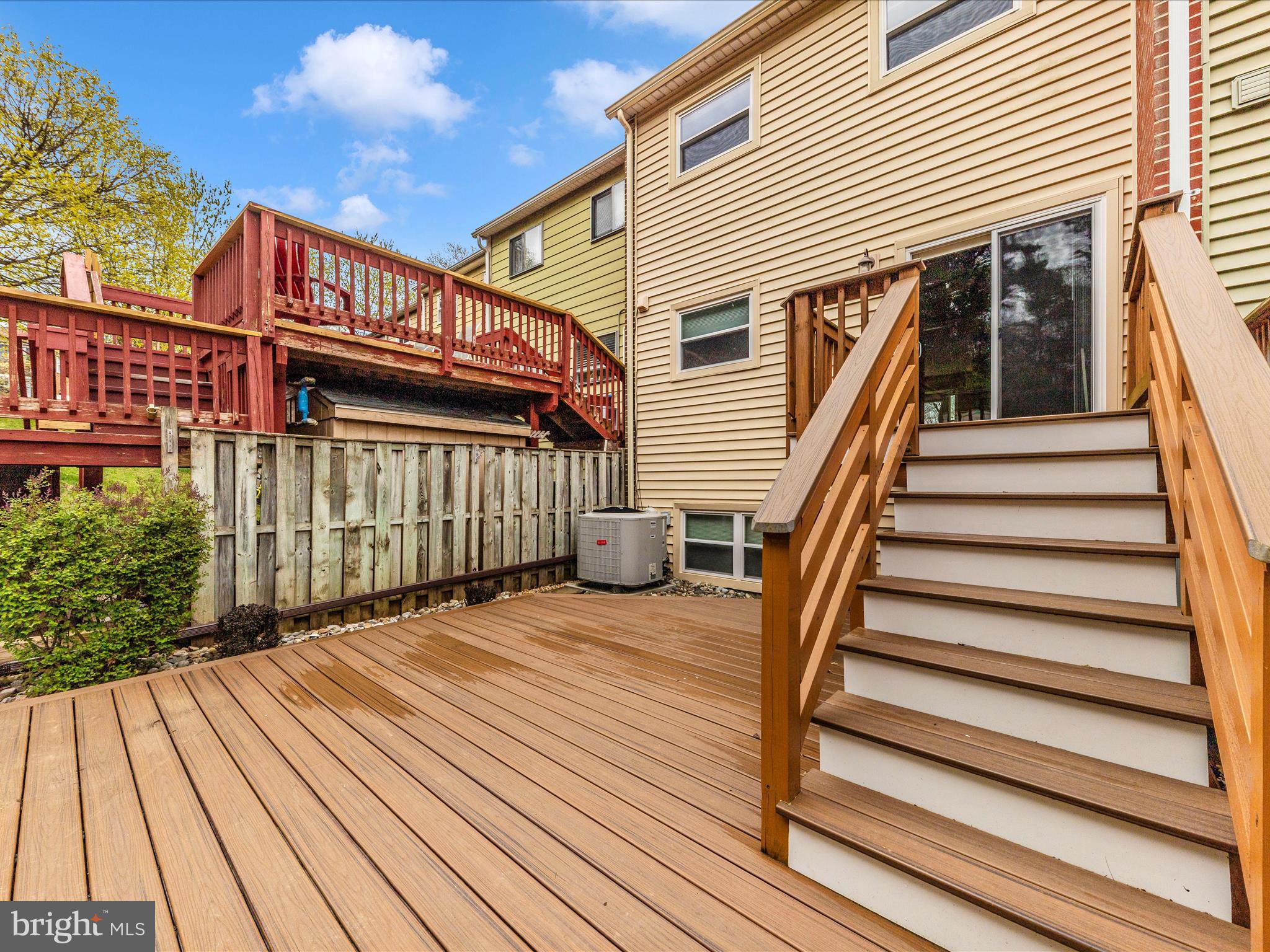 FRIENDLY ACRES - Residential
