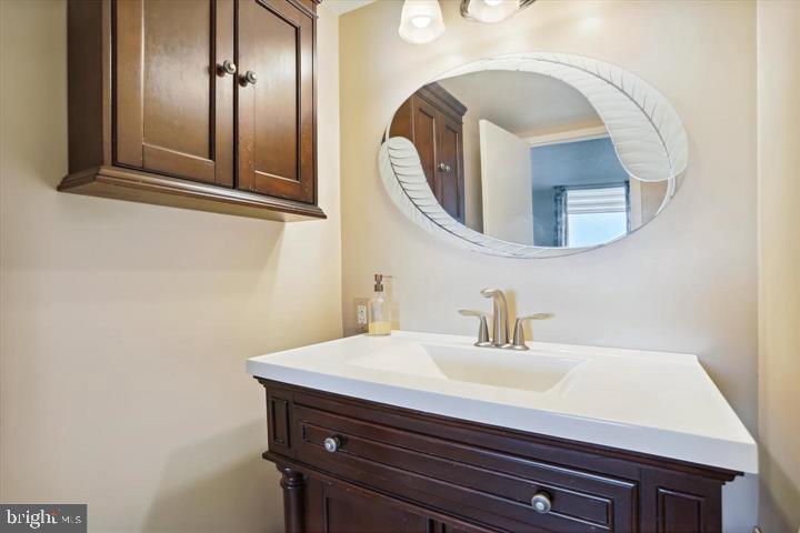 THE RIDGELY - Residential