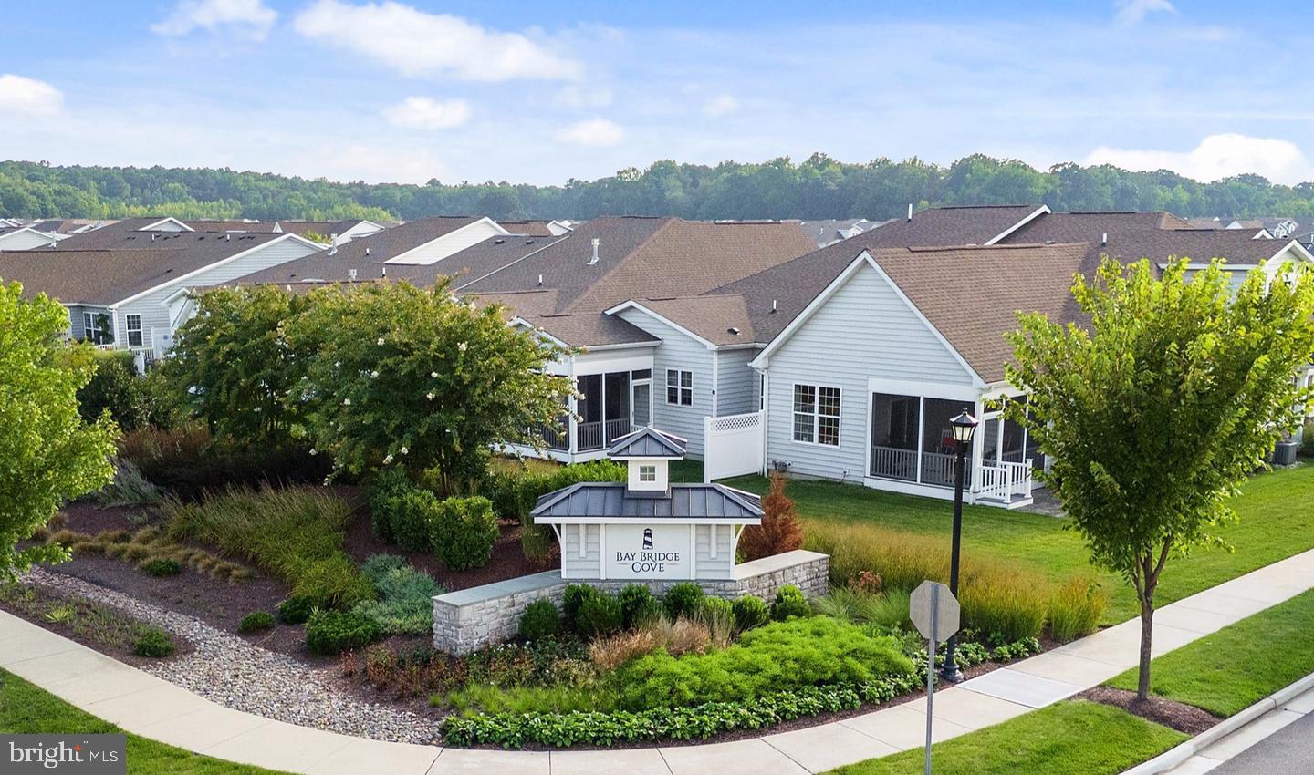 BAY BRIDGE COVE - Residential