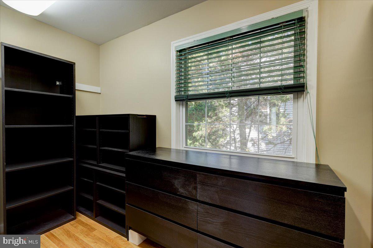 ADDISON HEIGHTS - Residential Lease