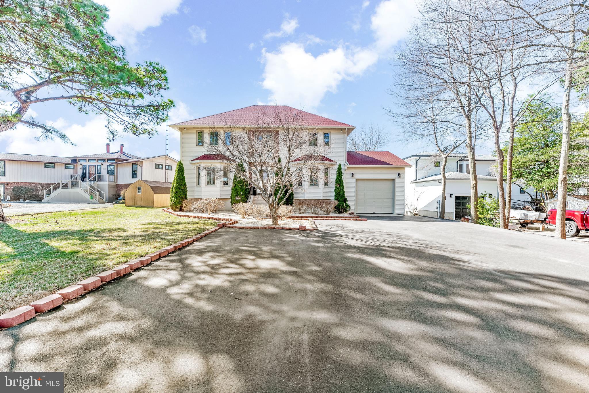 DRUM POINT - Residential