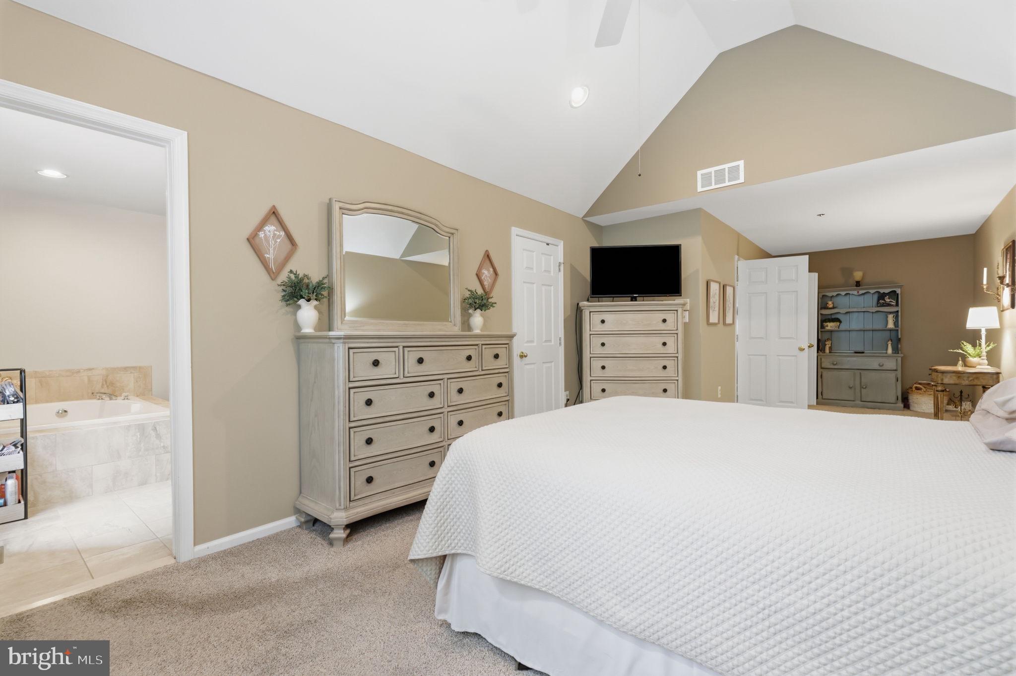 CENTER POINT FARM - Residential