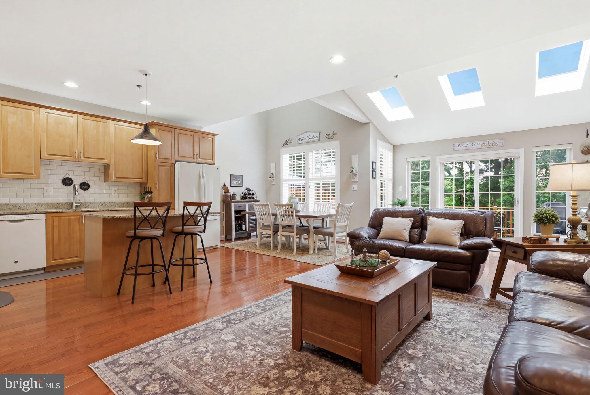 CENTER POINT FARM - Residential