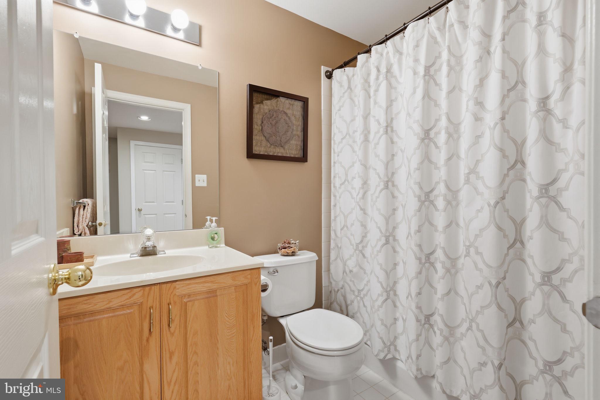 CENTER POINT FARM - Residential