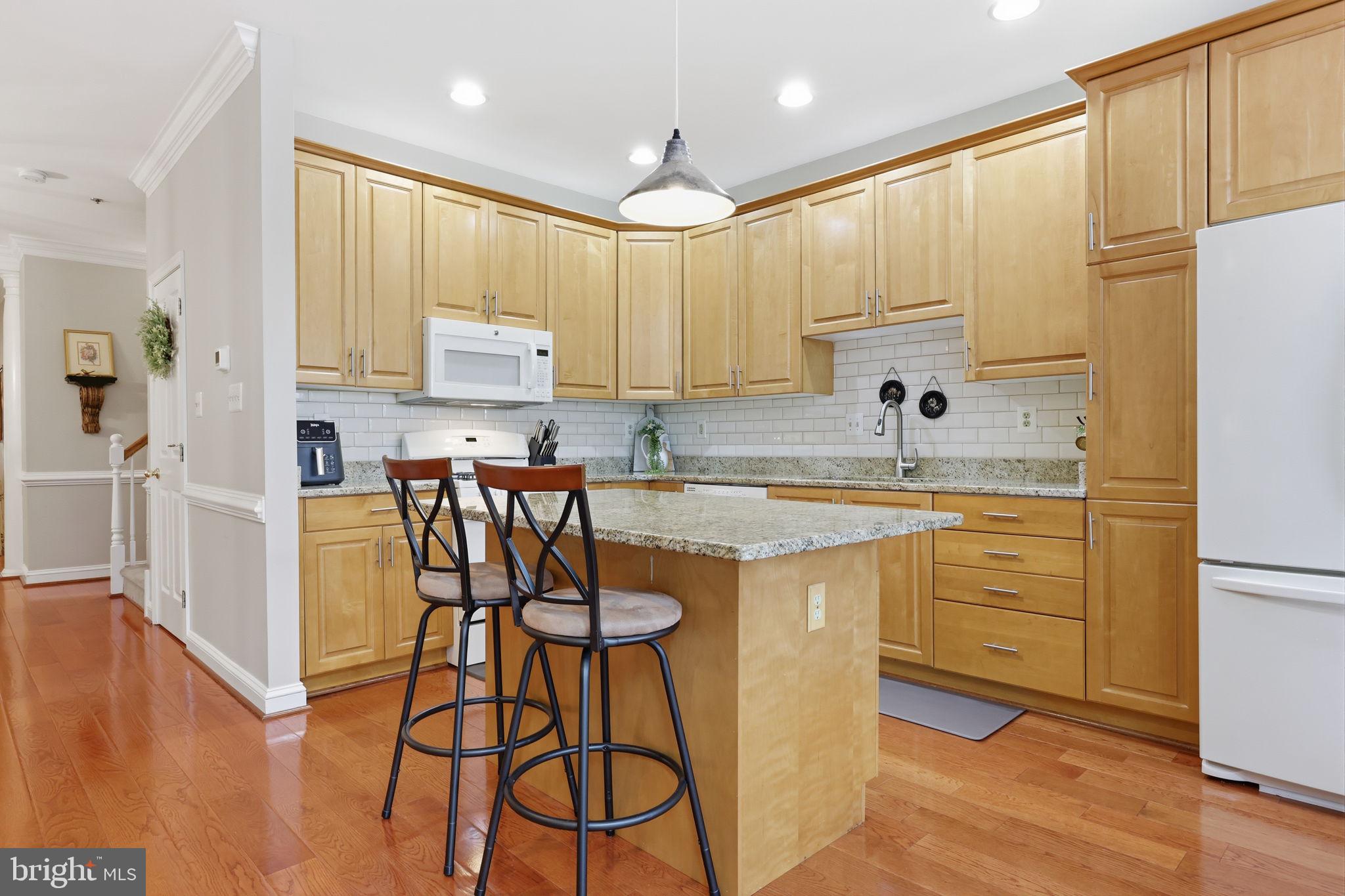 CENTER POINT FARM - Residential
