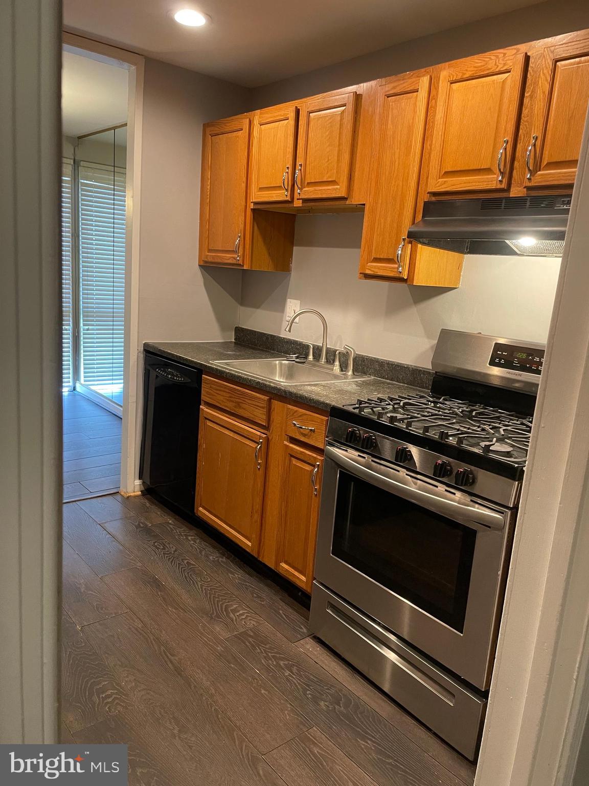 HOLLY HILL CONDOMINIUMS - Residential