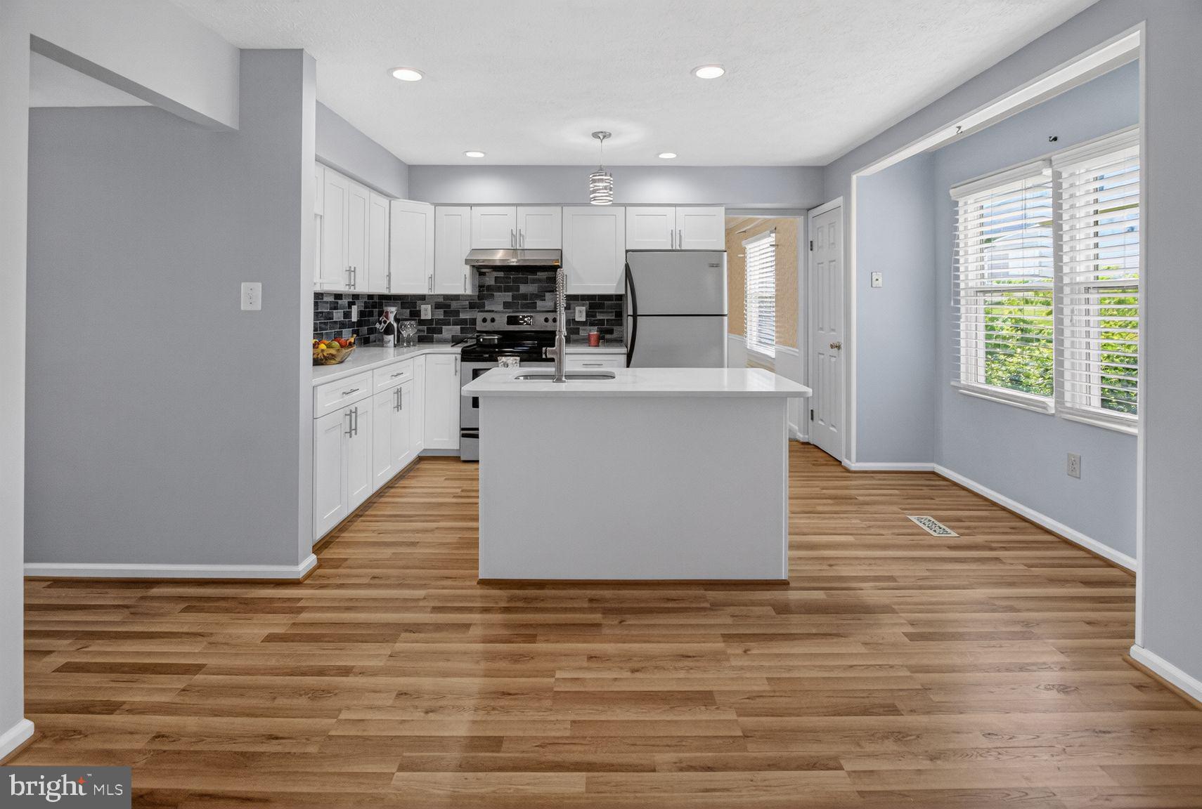 SADDLE CREEK - Residential