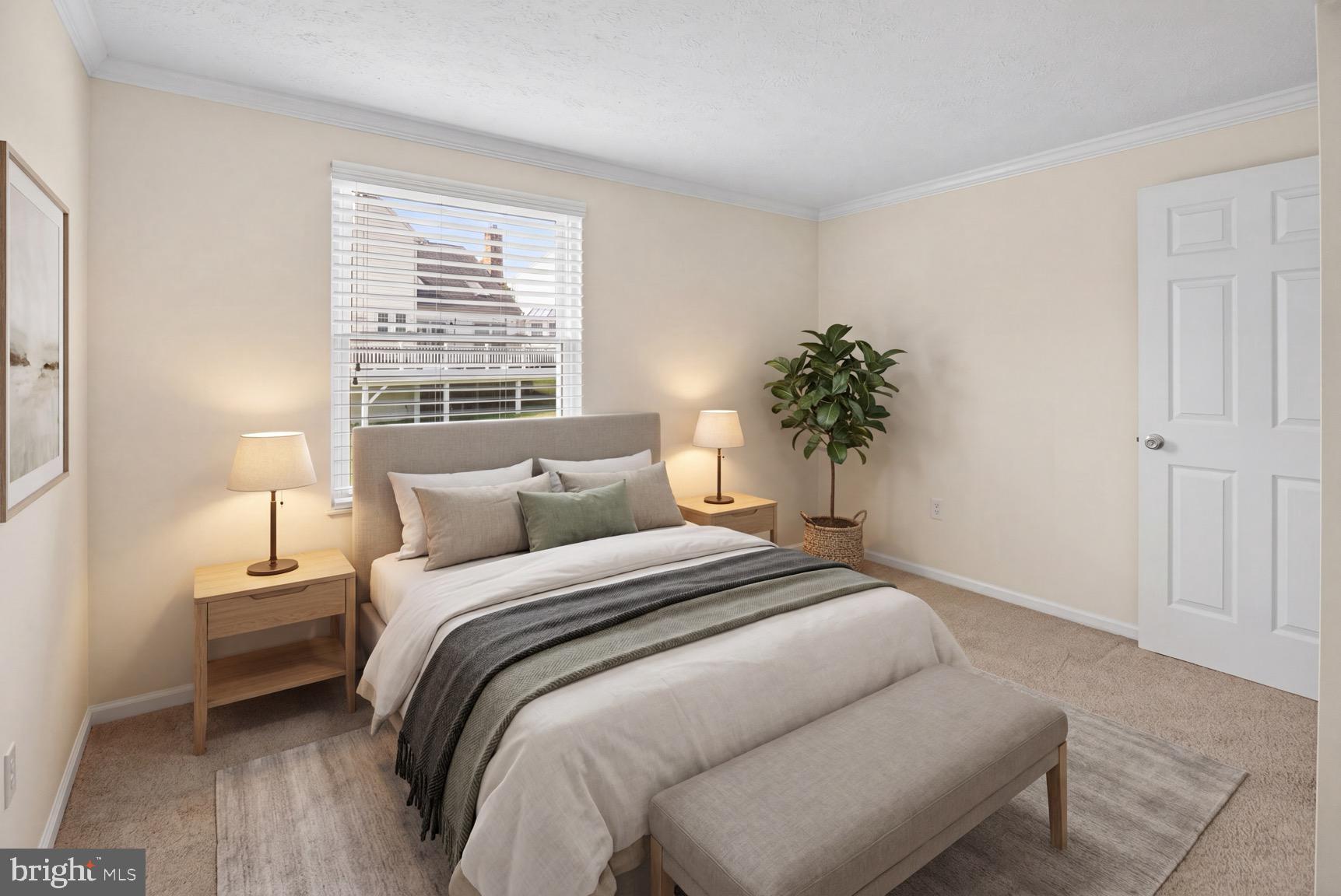 SADDLE CREEK - Residential