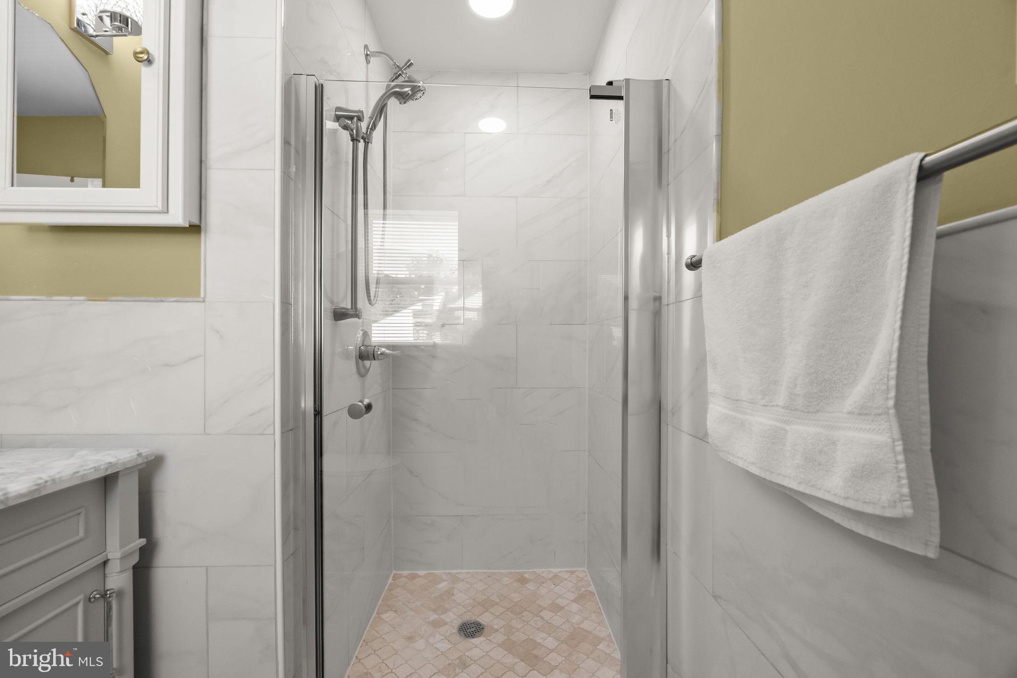 ELKINS PARK - Residential