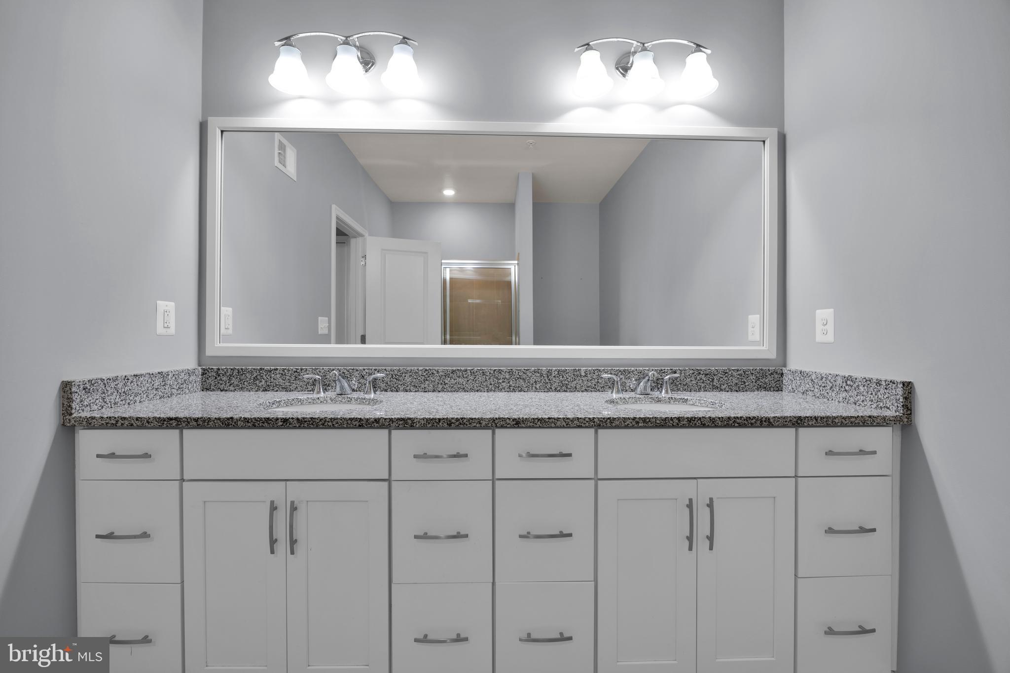 RIDGES AT LOUDOUN VALLEY - Residential