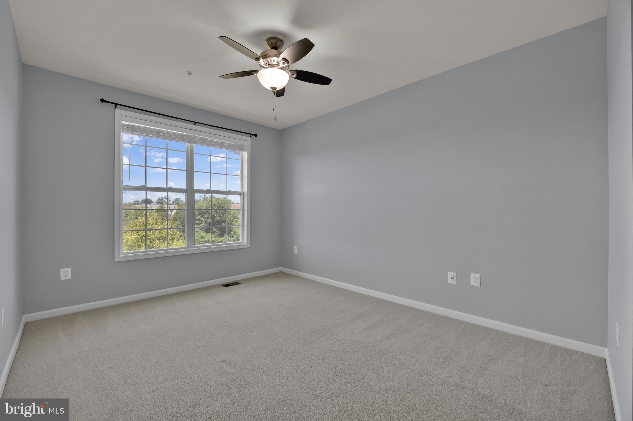 RIDGES AT LOUDOUN VALLEY - Residential