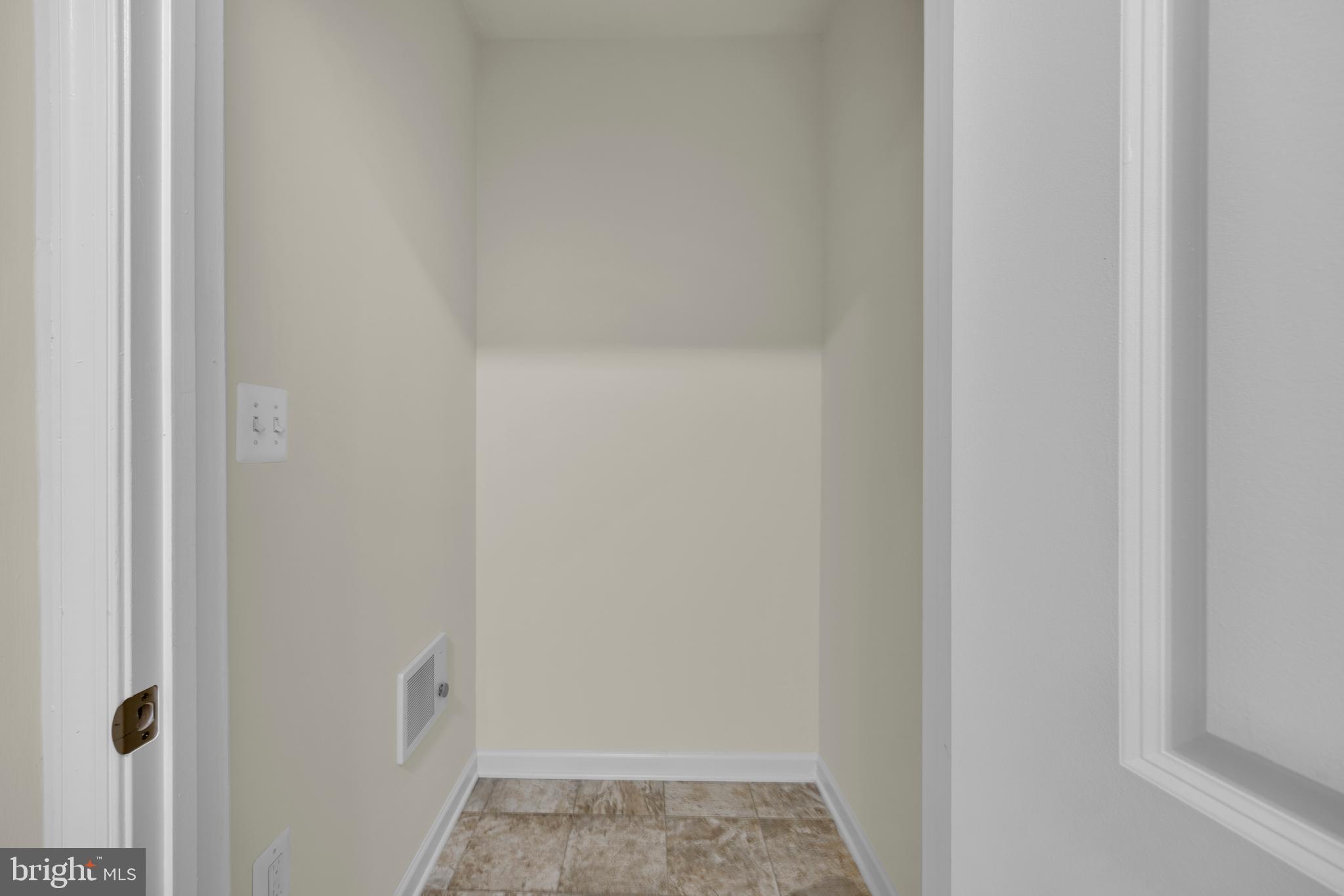 RIDGES AT LOUDOUN VALLEY - Residential