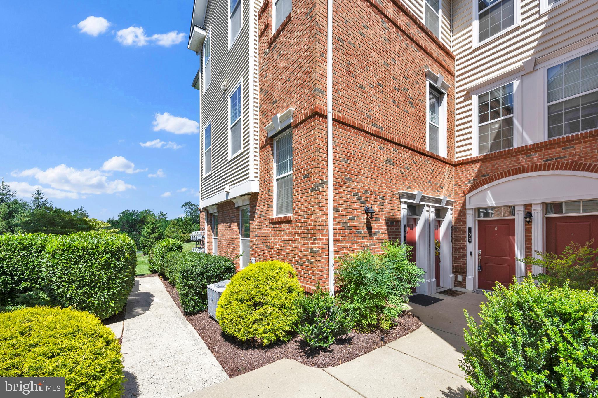RIDGES AT LOUDOUN VALLEY - Residential