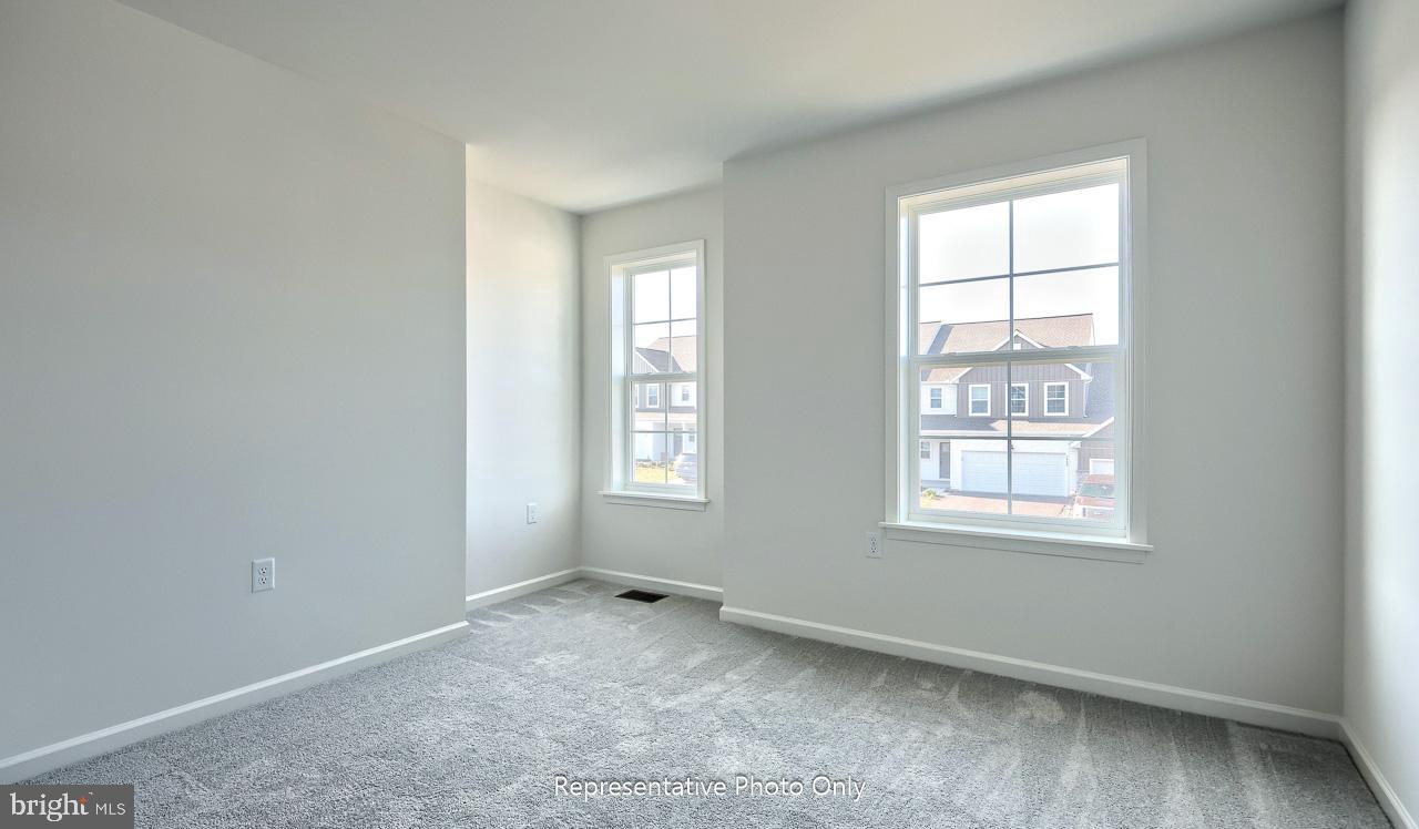 THE TOWNES AT BRIAR CREEK - Residential