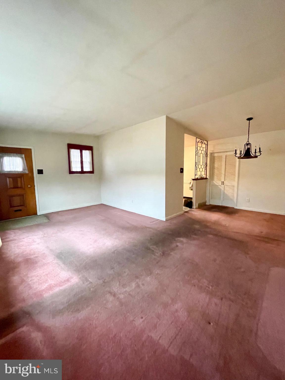 FOX CHASE - Residential