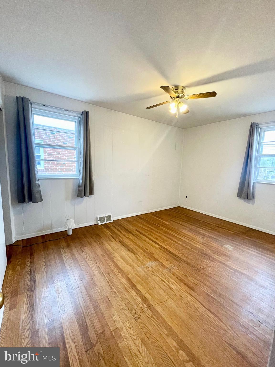 FOX CHASE - Residential
