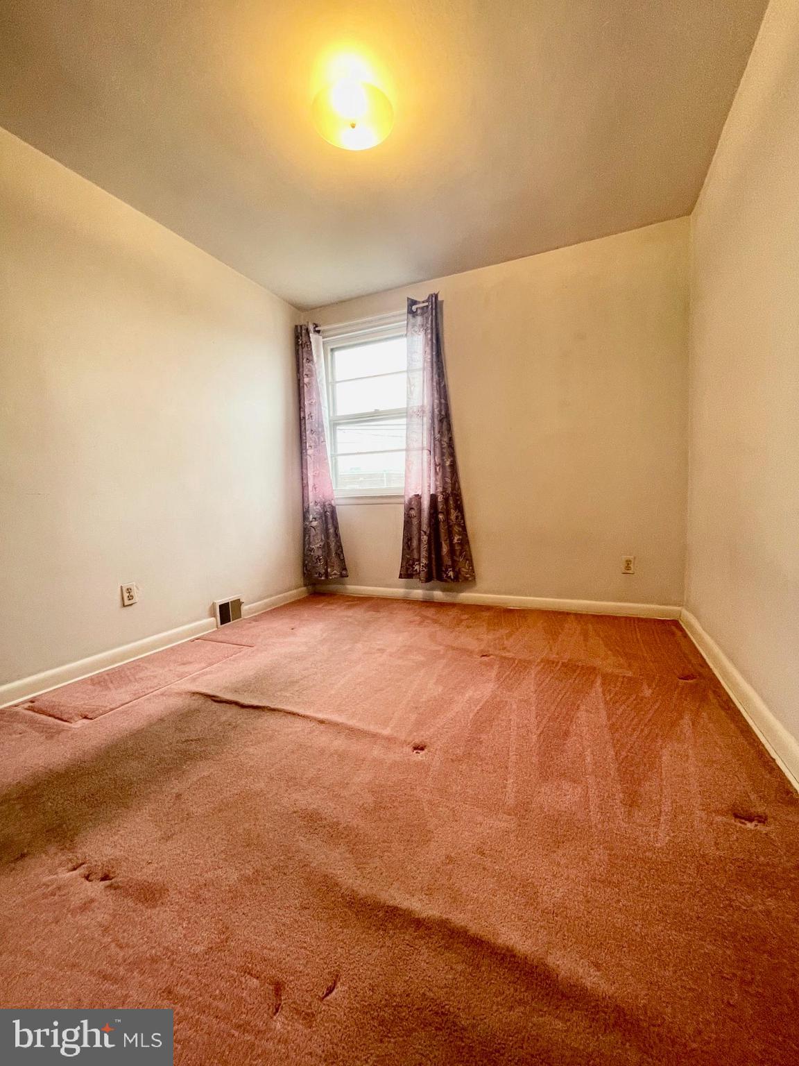 FOX CHASE - Residential