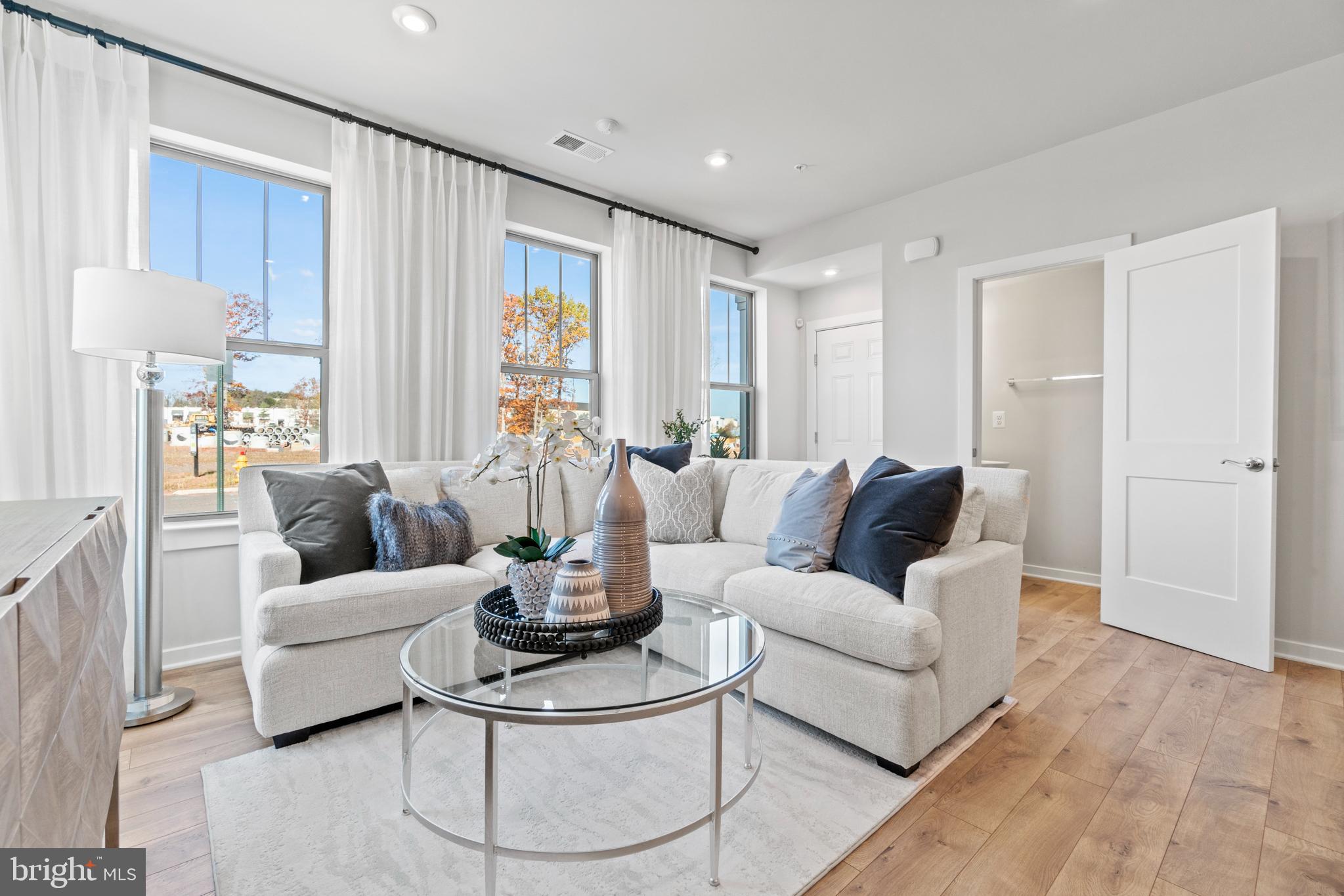 MANASSAS PARK VILLAGE - Residential