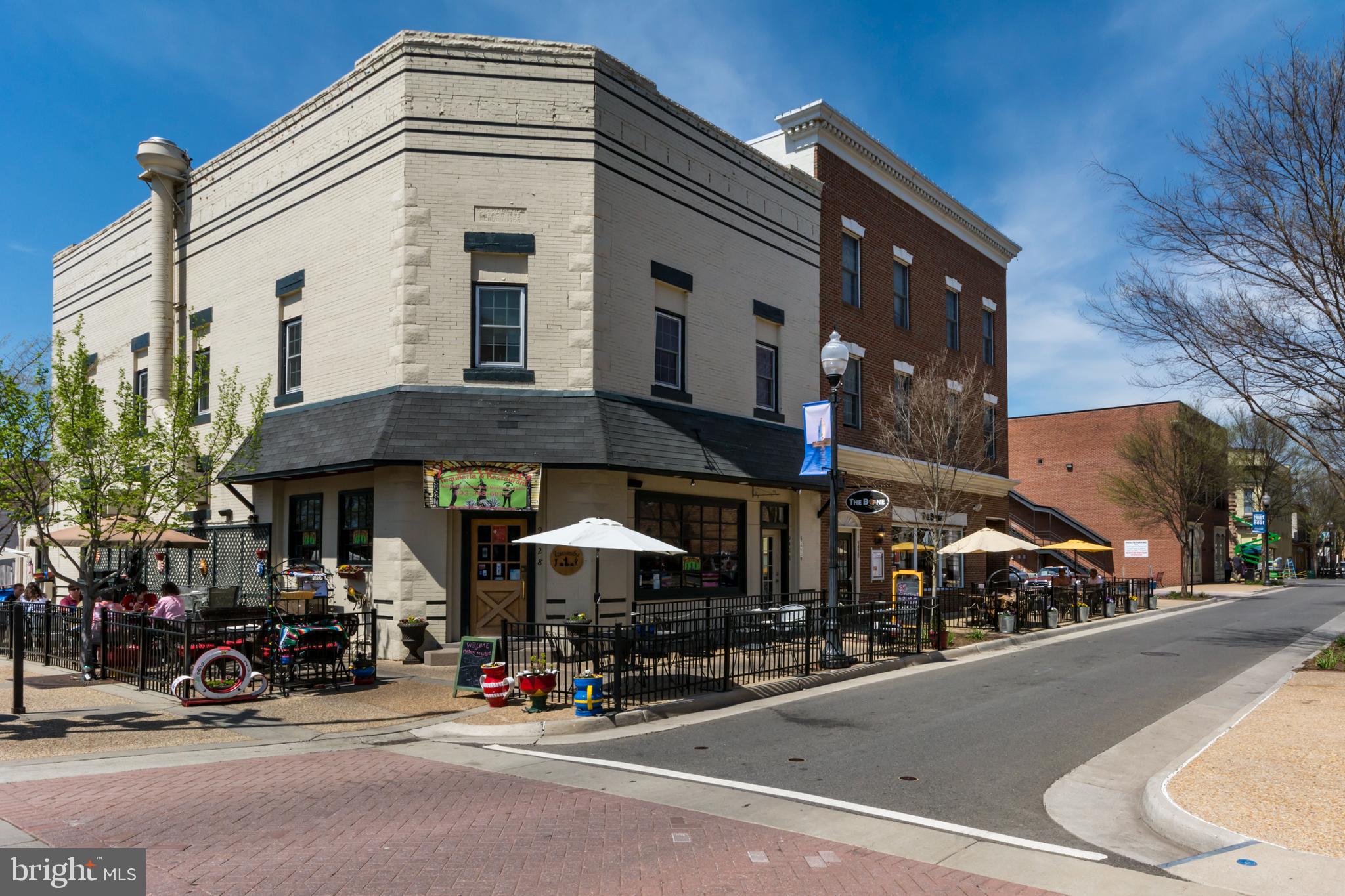 MANASSAS PARK VILLAGE - Residential