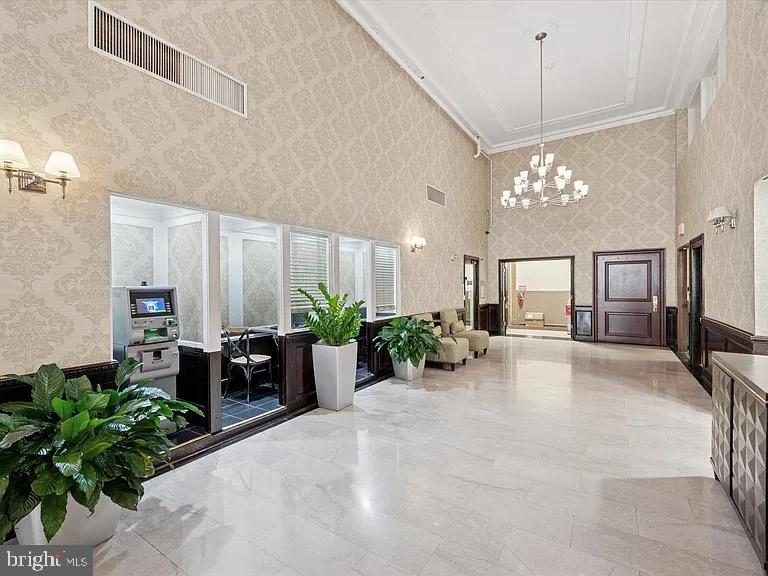 CENTER CITY - Residential