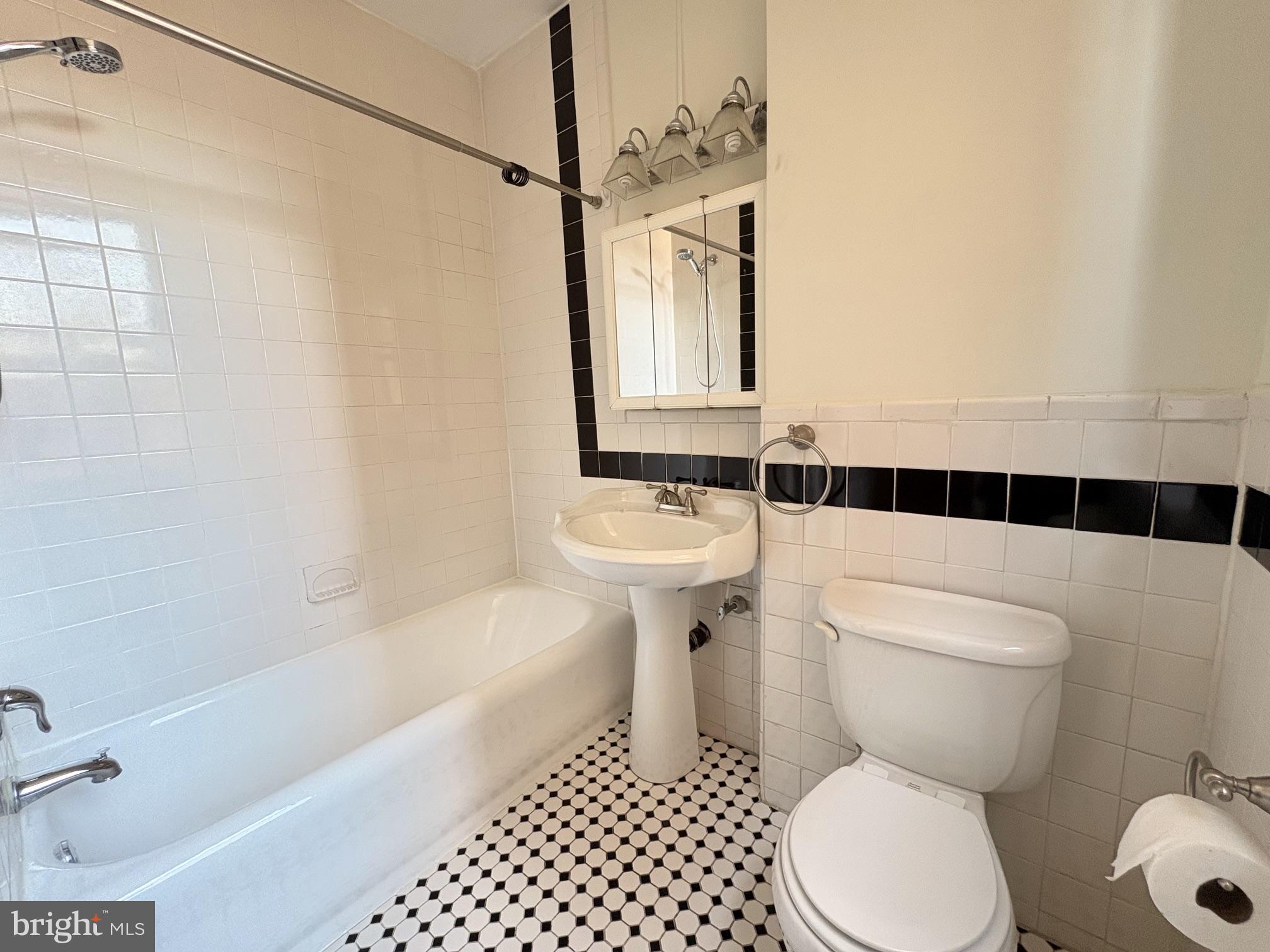 CENTER CITY - Residential