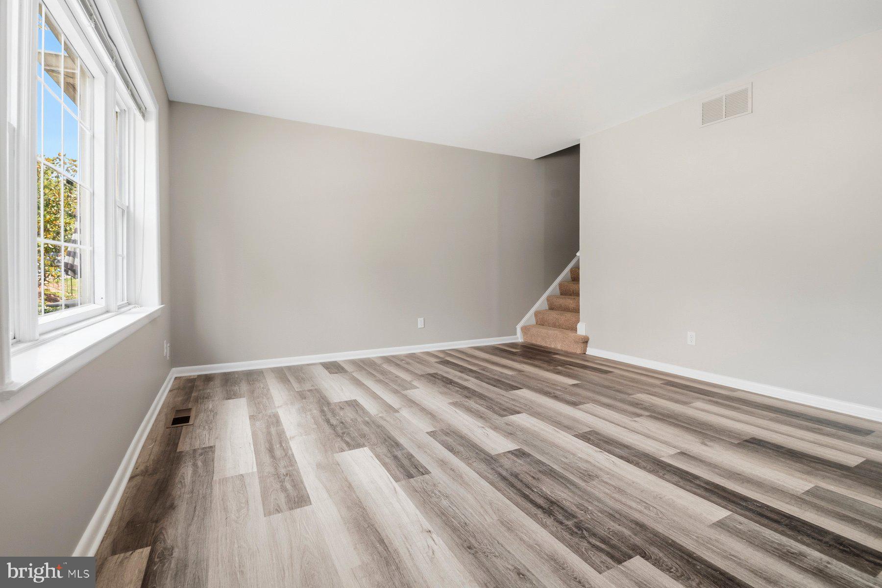 NORTH LAUREL PARK - Residential