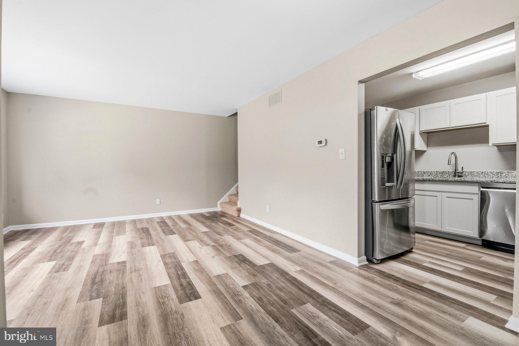 NORTH LAUREL PARK - Residential