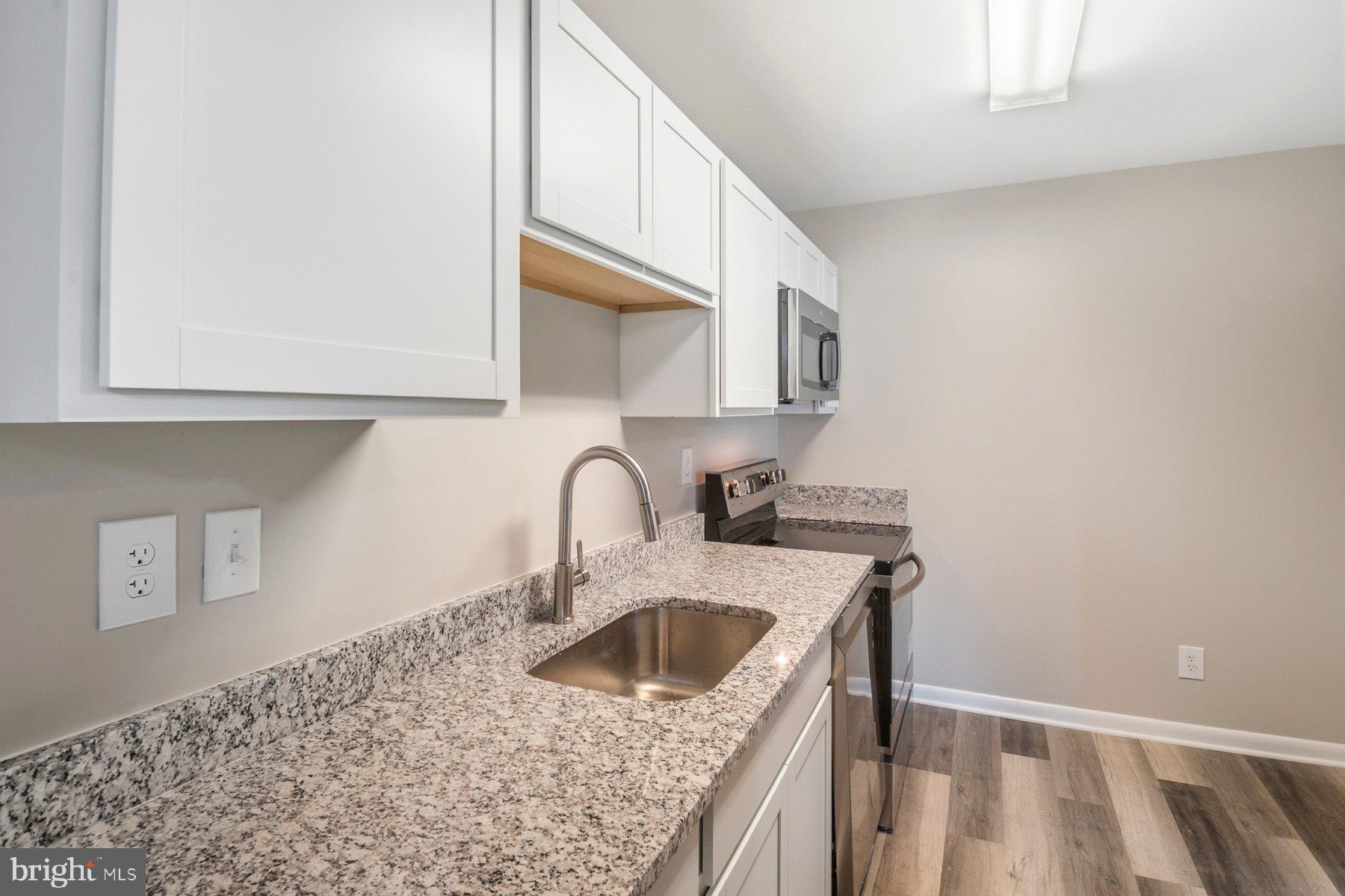 NORTH LAUREL PARK - Residential