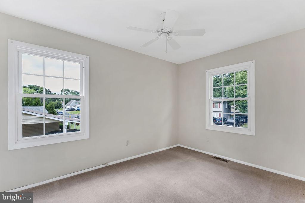 ST CHARLES - CARRINGTON - Residential