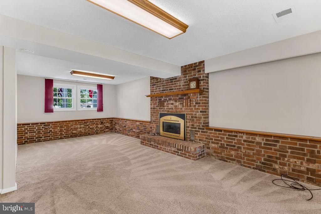 ST CHARLES - CARRINGTON - Residential