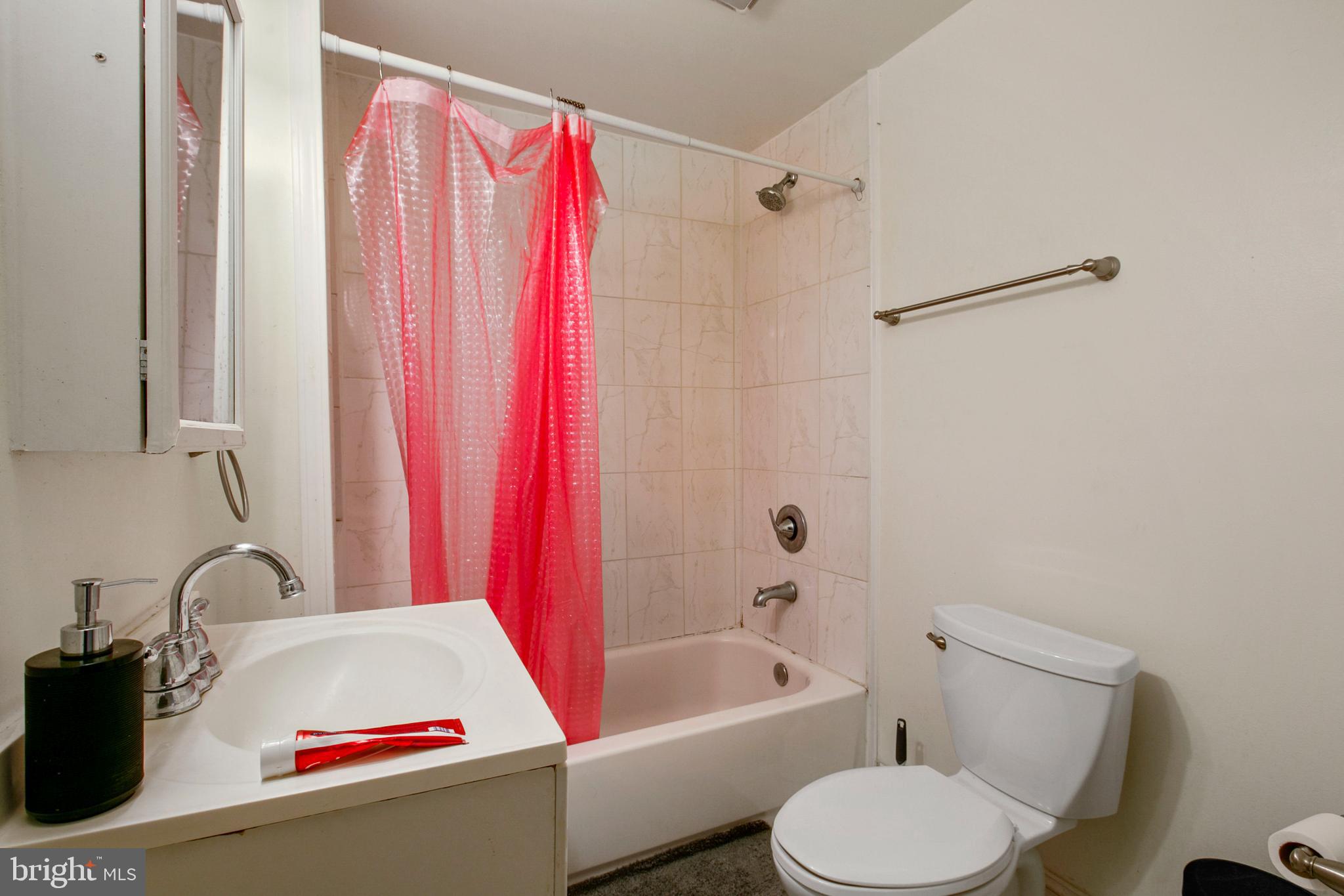 HIGHLANDTOWN - Residential