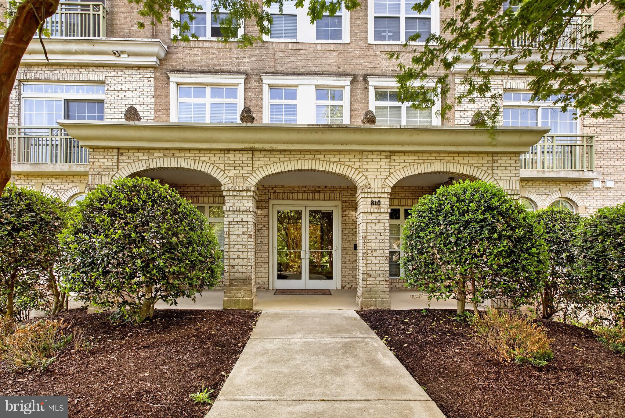 River views, spacious living areas, a private balcony, and a walkable marina community. It’s a waterfront living at its finest.
This 2-bedroom, 2-bath condo offers a bright, open layout with large windows that pull in natural light and create an easy flow between the living, dining, and kitchen areas. The front living space and layout give you room to relax or set up a work-from-home spot.
The kitchen features ample cabinet storage, generous counter space, and stainless steel appliances.
Both bedrooms are spacious with large windows and great natural light. The primary suite includes its own private bath, while the second bedroom and full bath offer flexibility for guests or additional use.
Your large private balcony gives you peaceful views of the Occoquan River. You also have access to a rooftop terrace with a spectacular panoramic view overlooking Belmont Bay , plus waterfront walking paths and a nearby community marina.
Additional highlights include an HVAC system replaced in 2021.
Located in Belmont Bay, you’re just minutes to the Woodbridge VRE for commuting, with easy access to Route 1 and I-95. Close to the marina, Fort Belvoir, Quantico, Occoquan Bay National Wildlife Refuge, and the shops and restaurants in historic Occoquan.
Low-maintenance living with water views, outdoor space, and a connected location. Come see it in person and picture your lifestyle here.