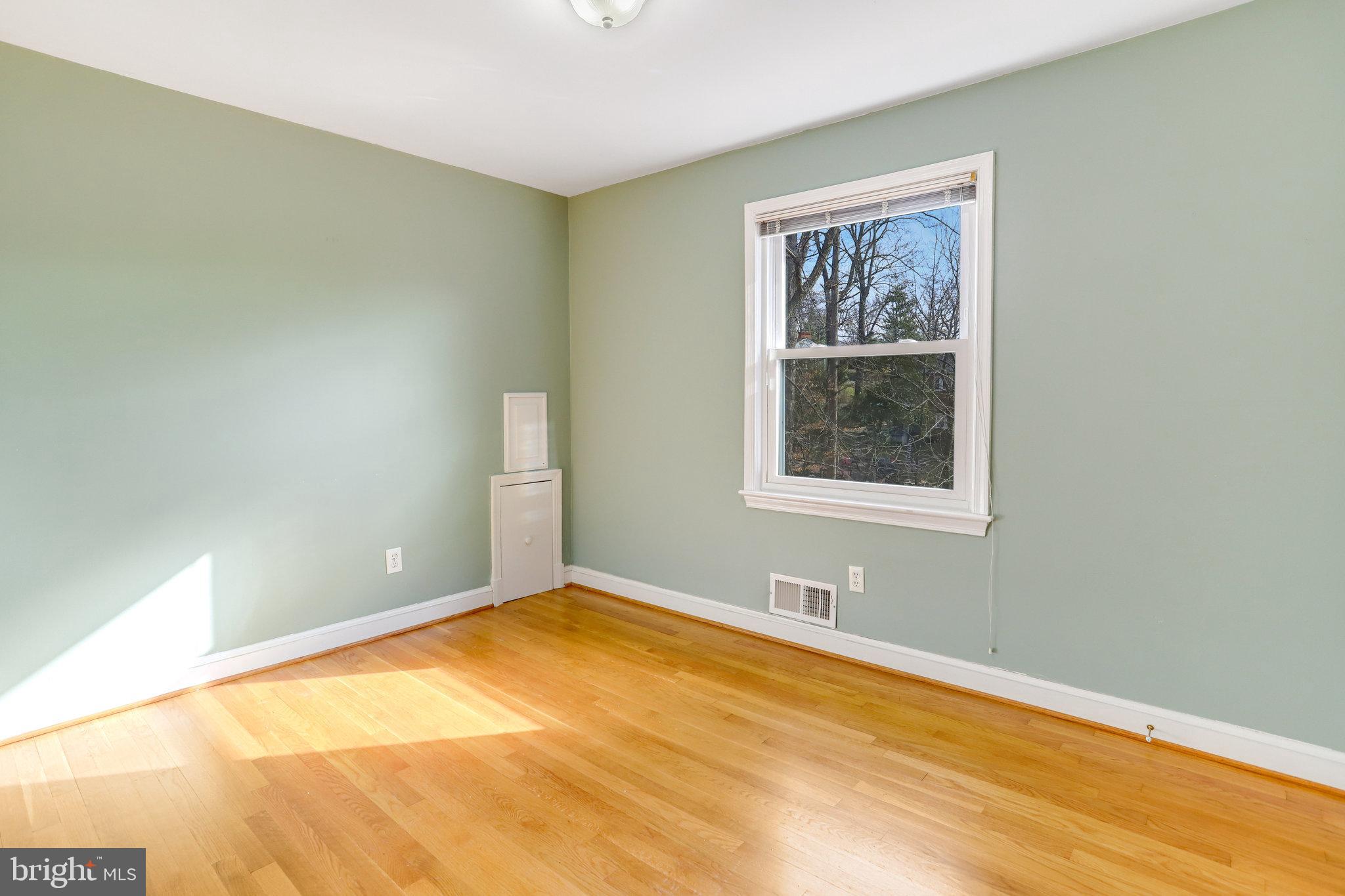 SYLVAN HILLS - Residential Lease